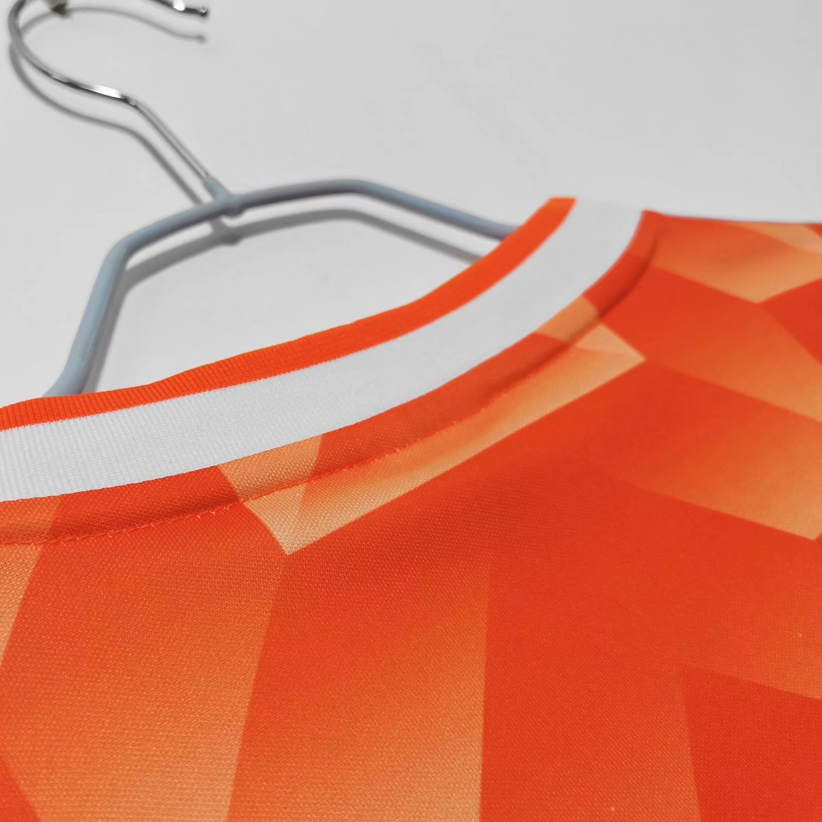 Retro Netherlands 1988 Orange Training Jersey - UnitedFutballJersey