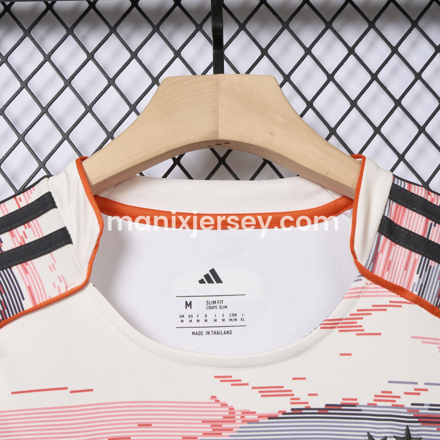 【MÜLLER 25】Bayern Munich 25-26 Away Jersey - Fans Version - UnitedFutballJersey