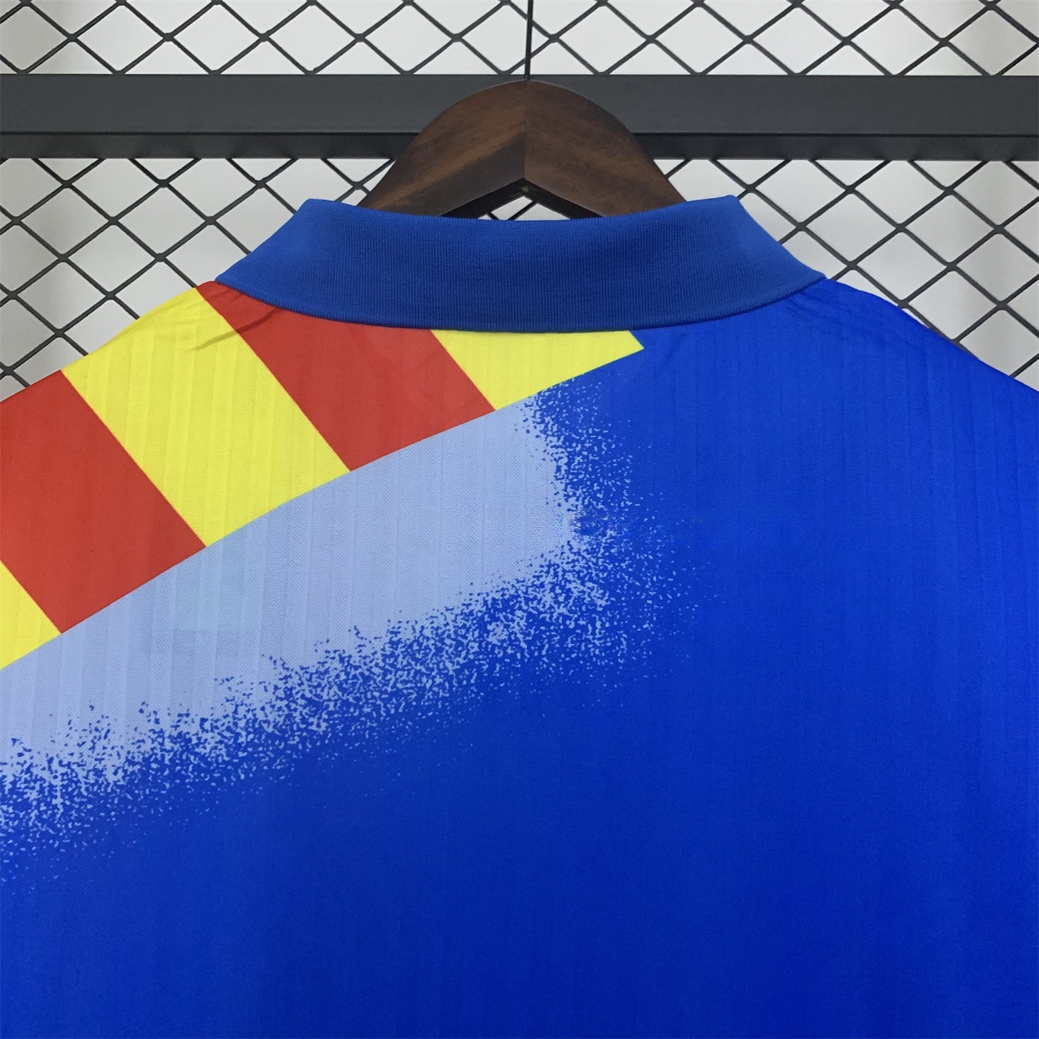 Retro Valencia 1995-96 Away Jersey - UnitedFutballJersey