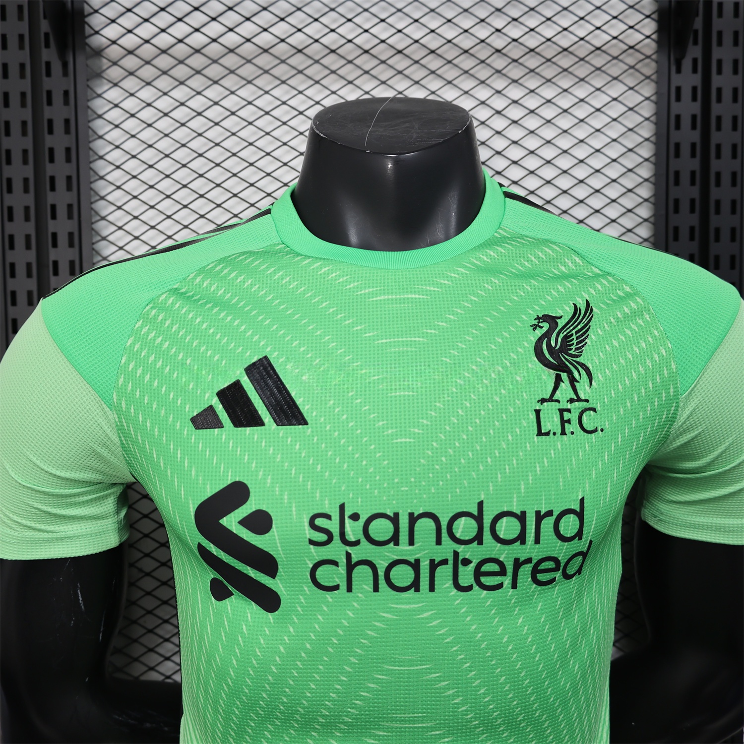Liver.pool 25-26 Green Goalkeeper Jersey - Player Version - UnitedFutballJersey