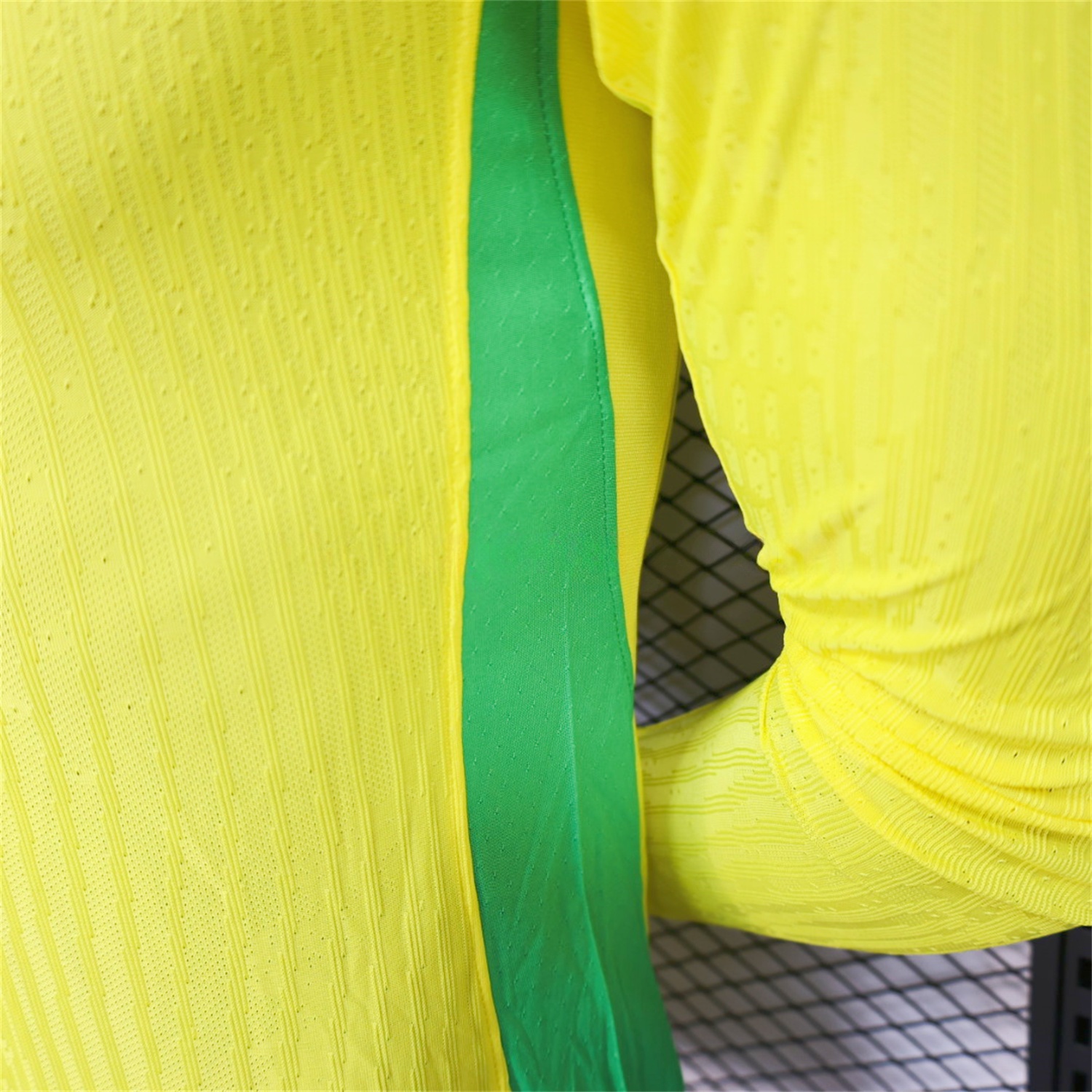 Brazil 2025 Women's Team Home Long Sleeves Jersey - Men's Player Version - UnitedFutballJersey