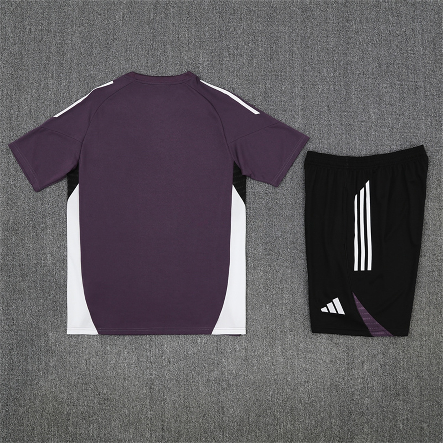 Manchester United 25-26 Short-Sleeve Training Set - Purple Top & Black shorts - UnitedFutballJersey