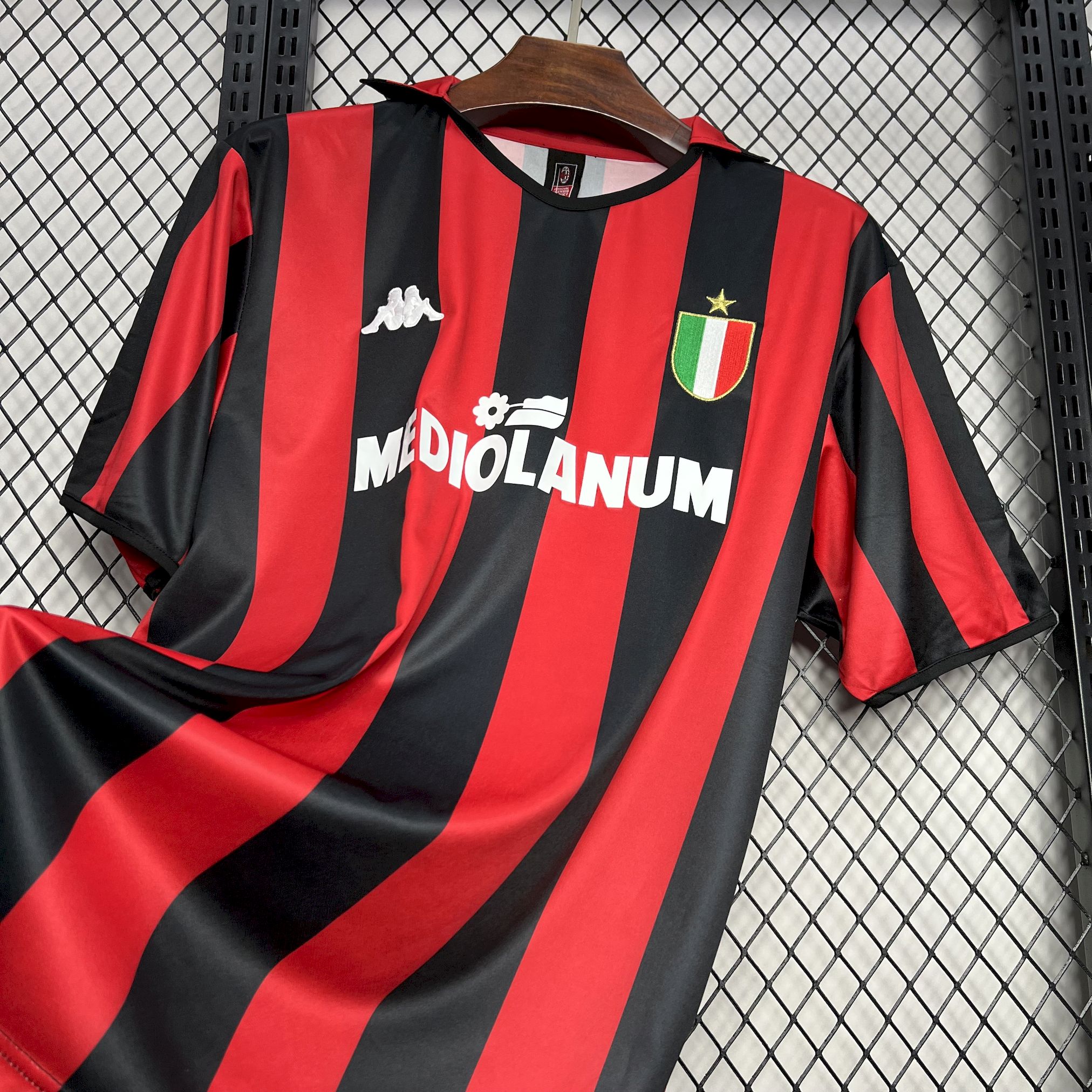 Retro AC Milan 1988-89 Home Jersey - UnitedFutballJersey