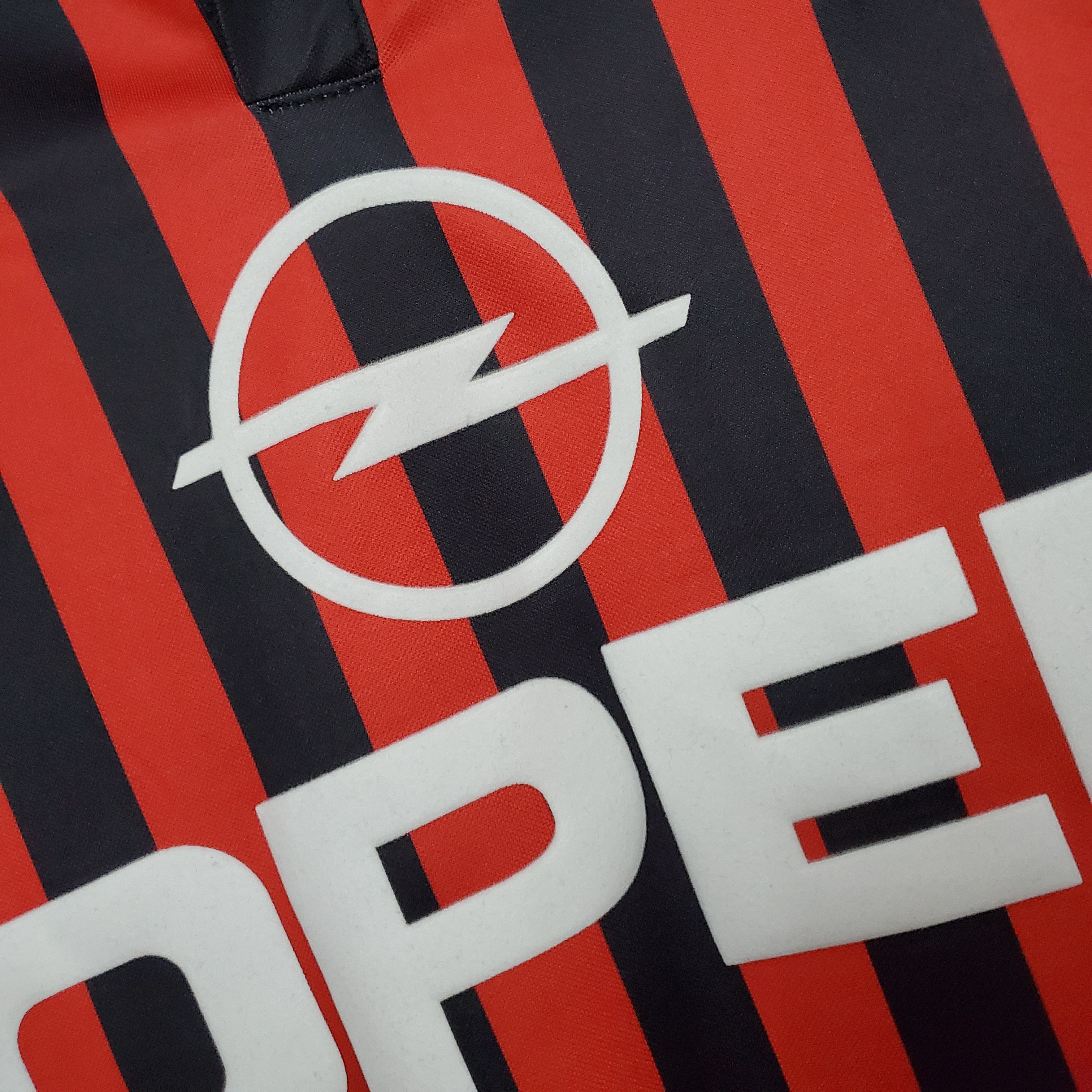 Retro AC Milan 99-00 Home Stadium Jersey - UnitedFutballJersey
