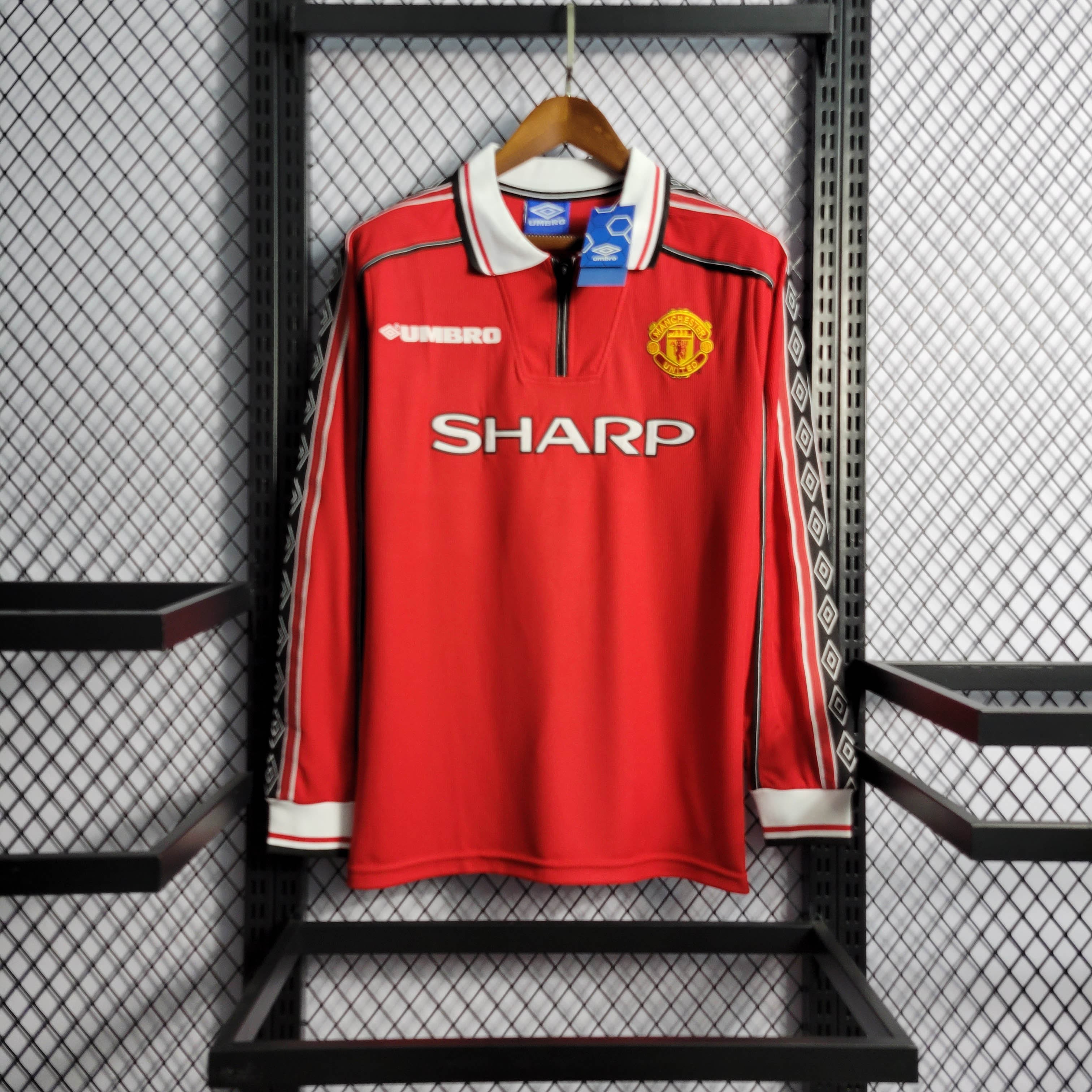 Manchester United Retro 98-99 Home Long Sleeve Jersey - UnitedFutballJersey