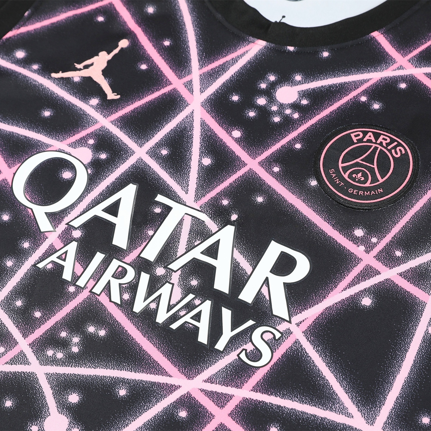 Paris Saint-Germain PSG 25-26 Vest Training Set - Pink Fluorescent Rays Black Vest & Black Shorts - UnitedFutballJersey