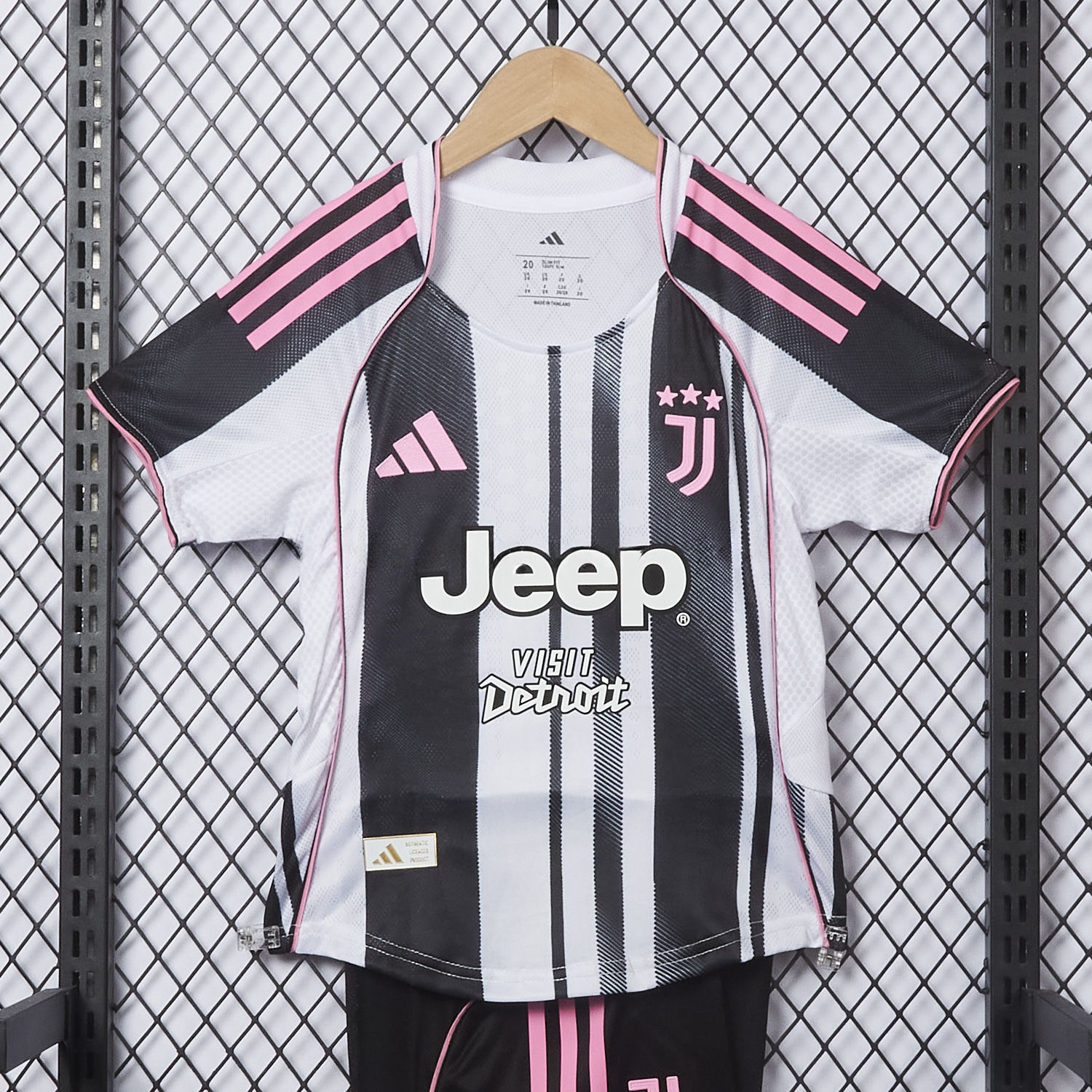 Juventus 25-26 Home Kids Kit - Player Version - UnitedFutballJersey