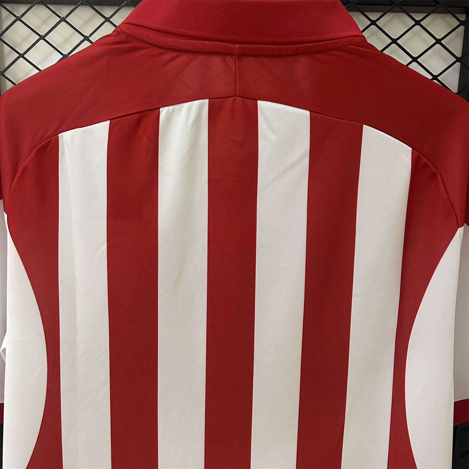 Retro PSV Eindhoven 2000-01 Home Jersey - UnitedFutballJersey