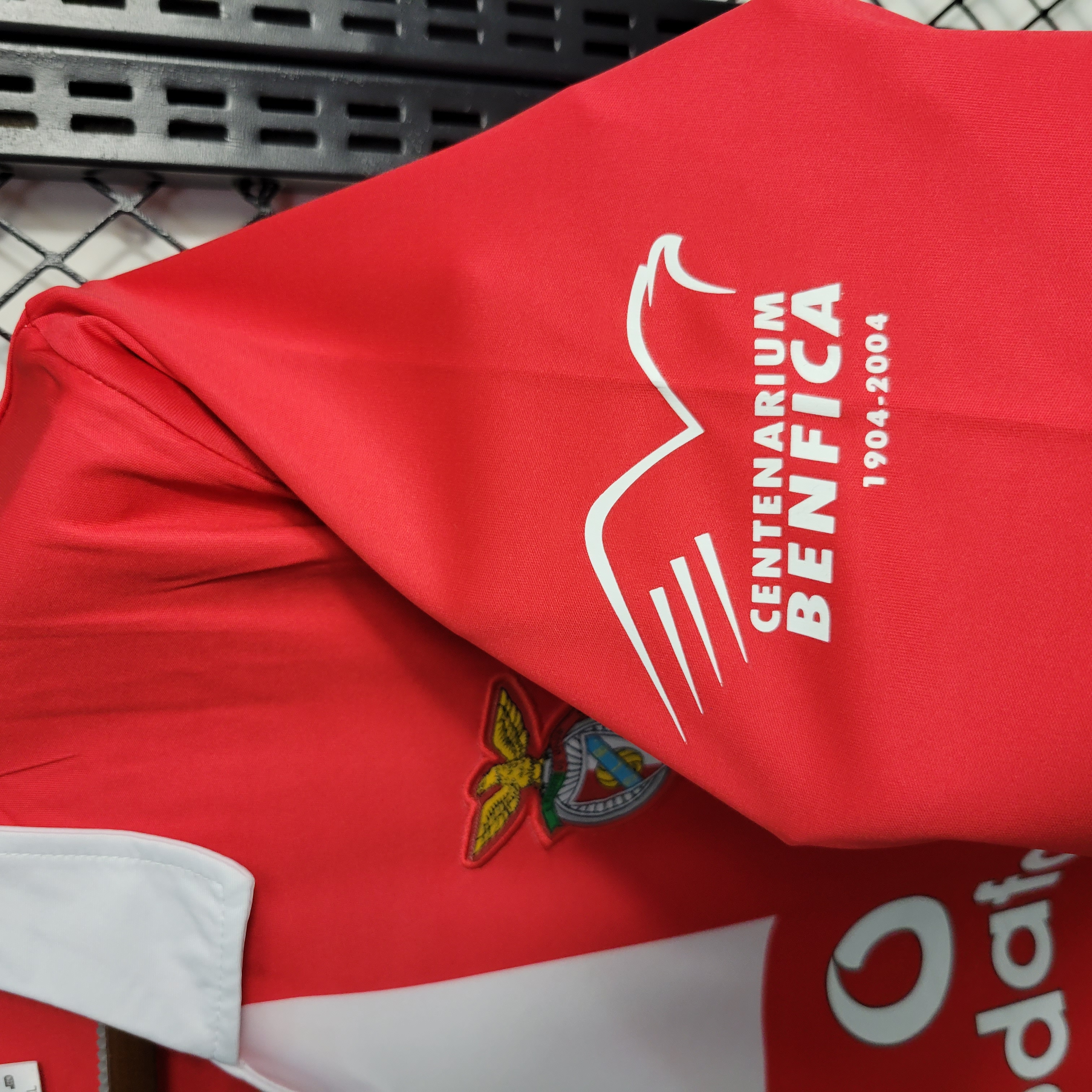 Retro Benfica 2004-05 Home Stadium Jersey - UnitedFutballJersey