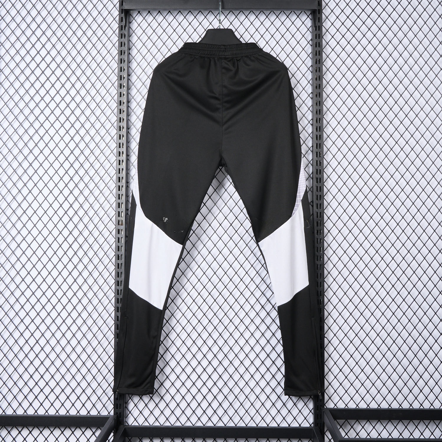 Newcastle United 24-25 Black Training Pants - Player Version - UnitedFutballJersey