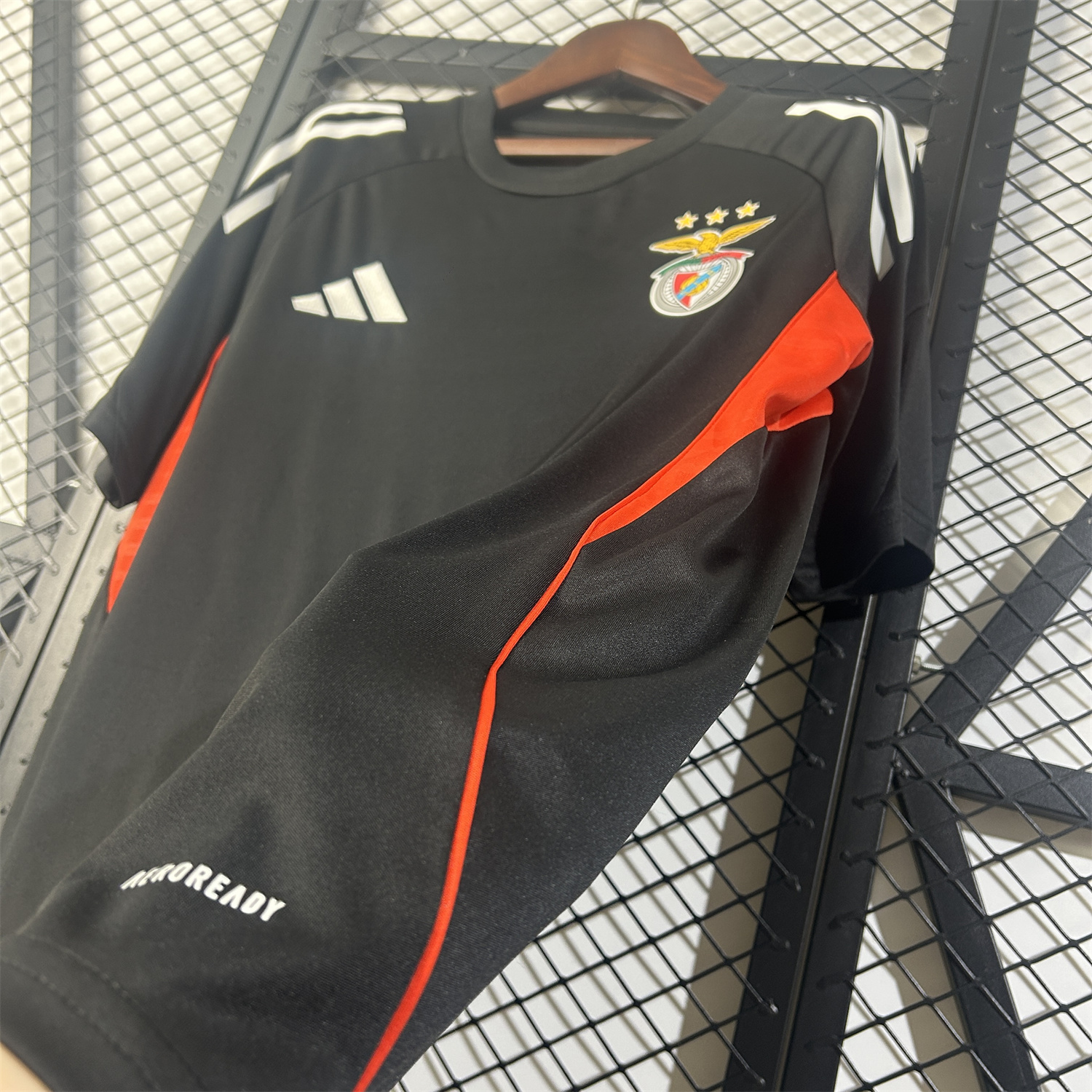 Benfica 25-26 Black Training Jersey - Fans Version - UnitedFutballJersey