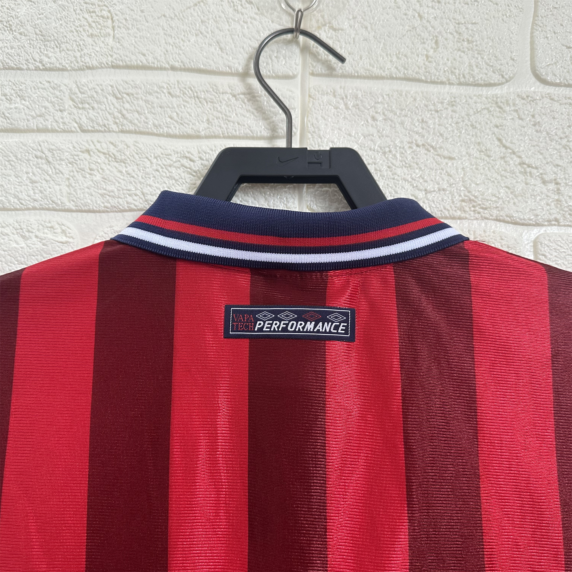 Retro England 1998 Away Jersey - UnitedFutballJersey