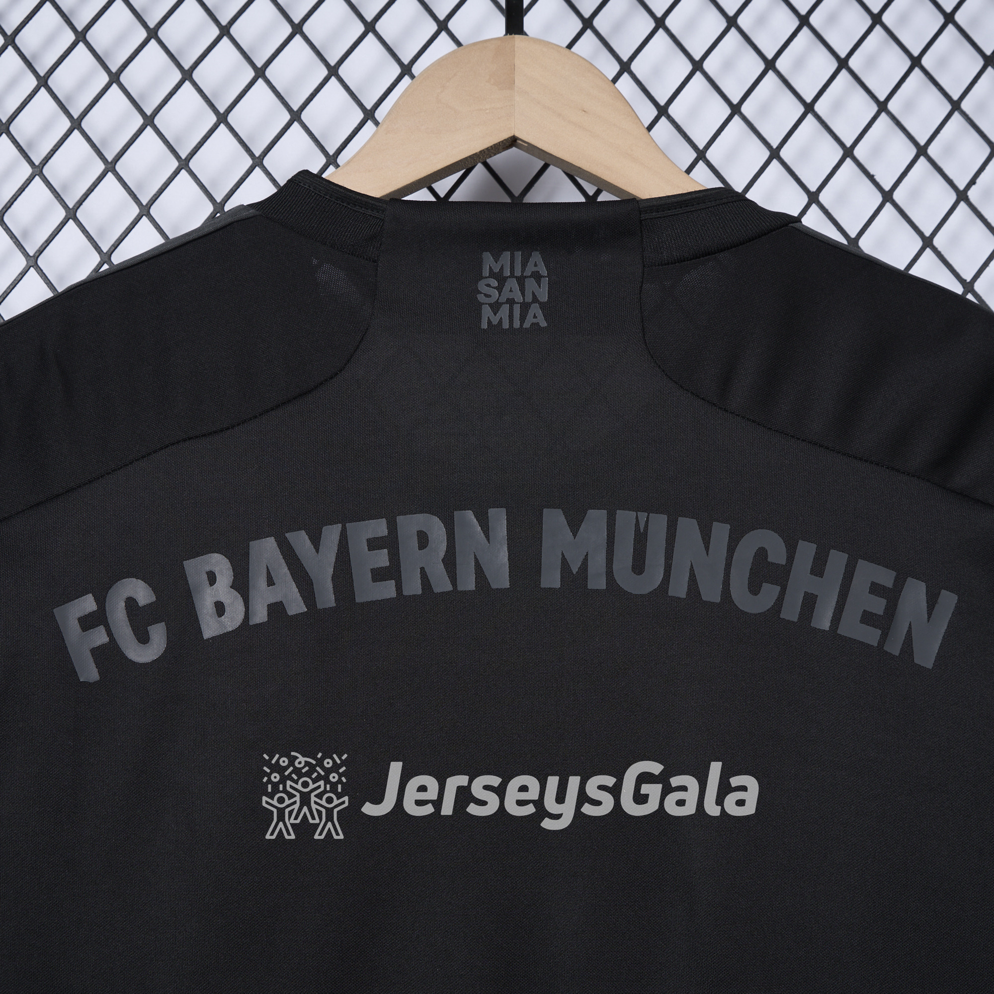 Bayern Munich 24-25 Pure Black Special Edition Jersey - Fans Version - UnitedFutballJersey