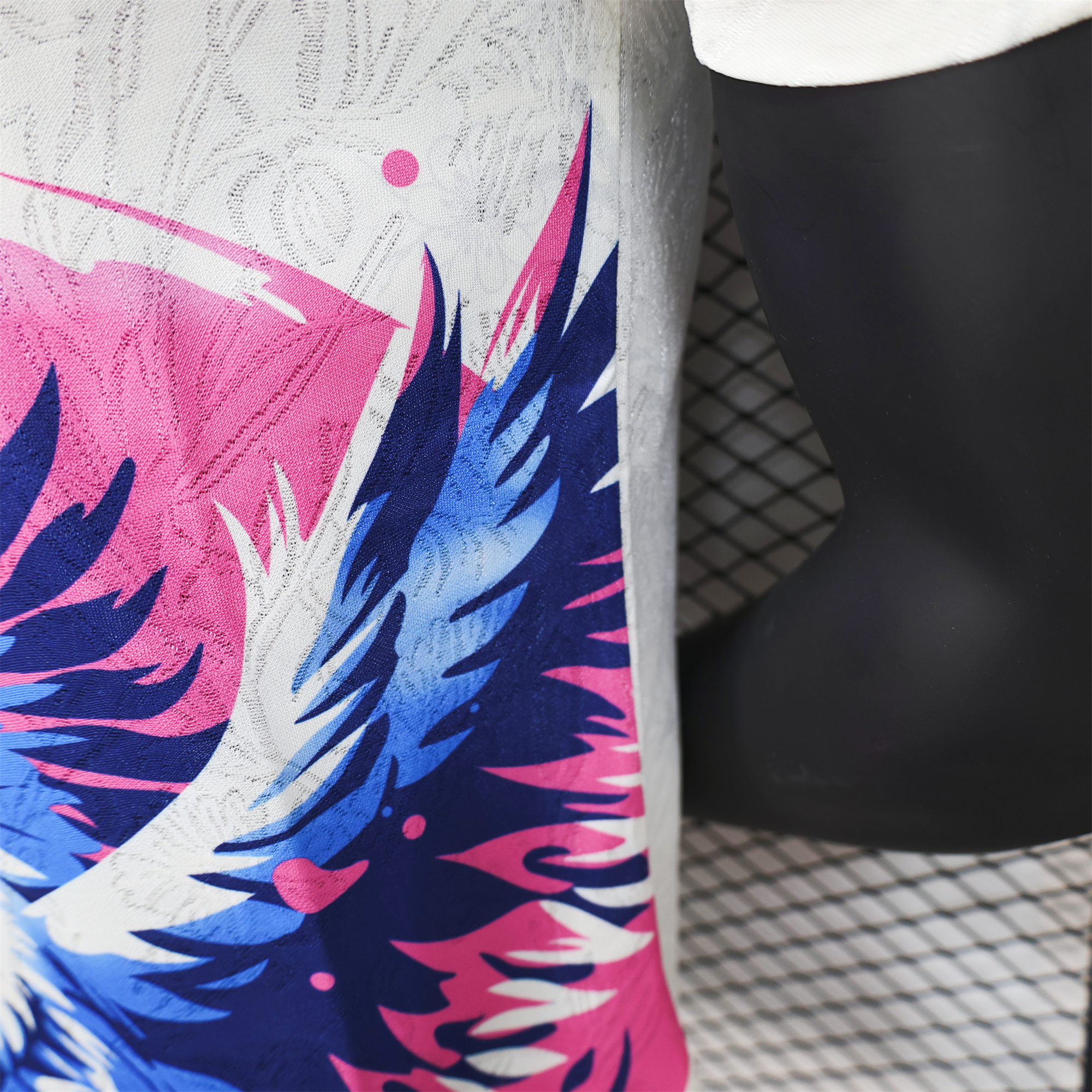Japan 2024 Pink Bird Special Edition Jersey - Player Version - UnitedFutballJersey