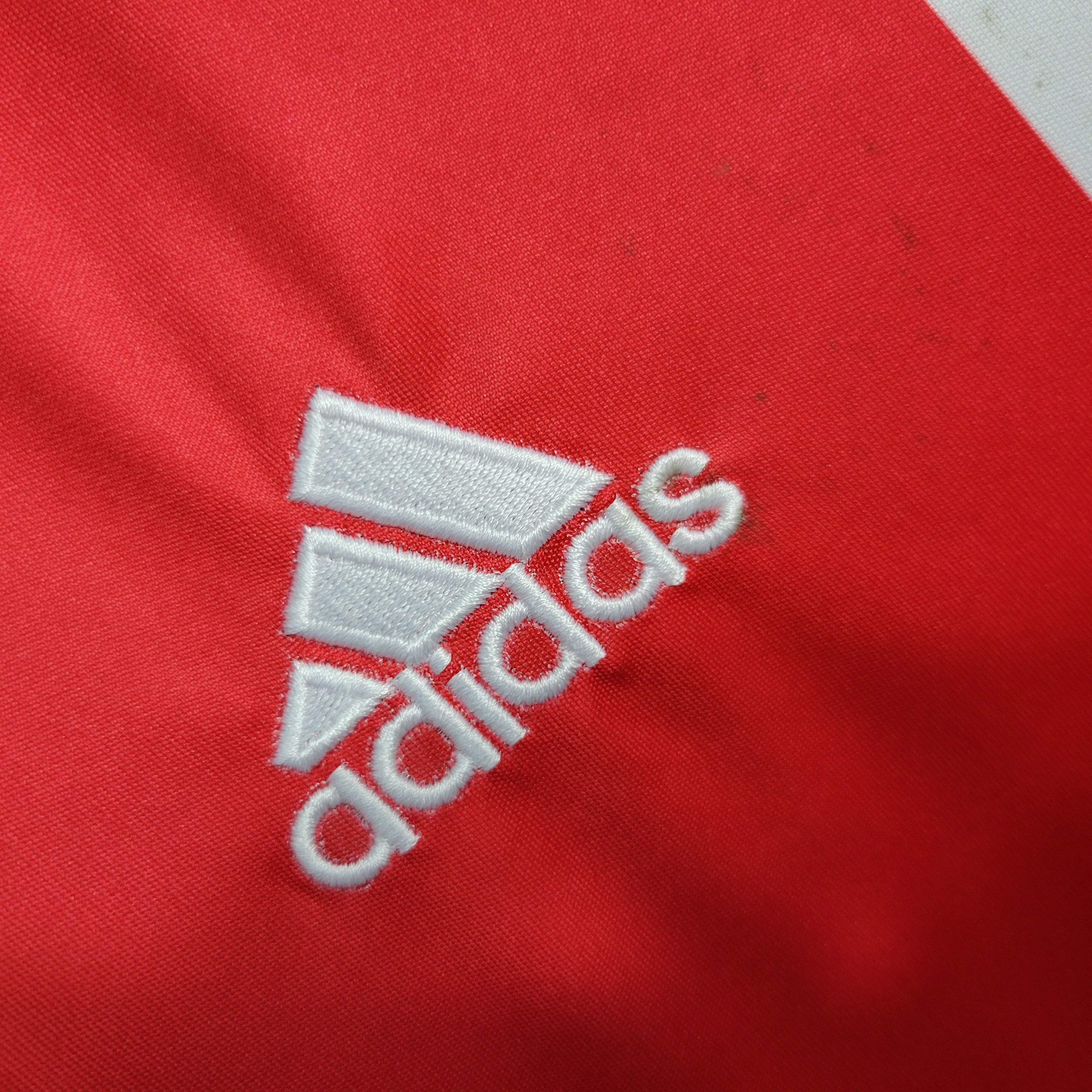 Retro Benfica 2004-05 Home Stadium Jersey - UnitedFutballJersey