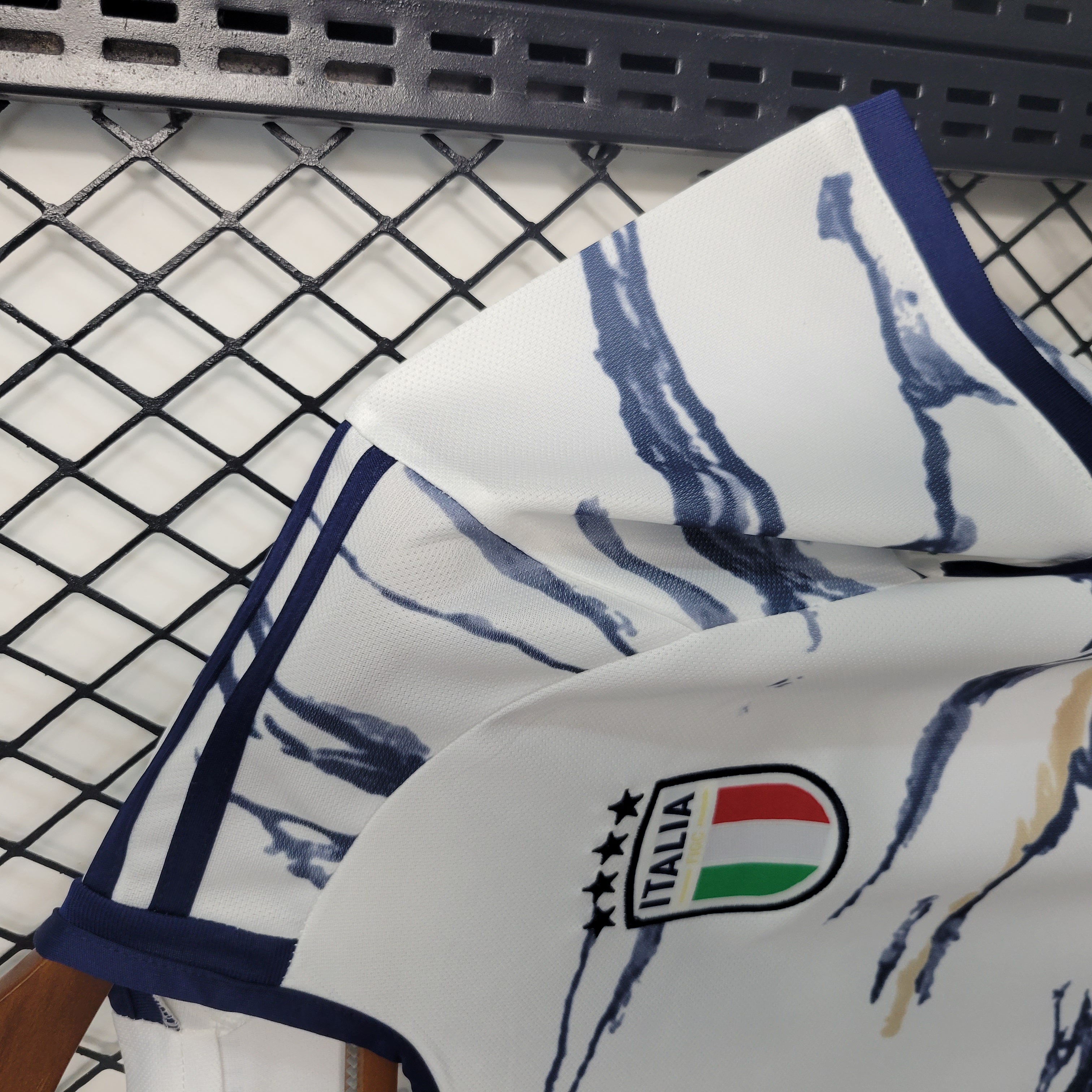 Italy 23-24 Away Kids Kit - UnitedFutballJersey