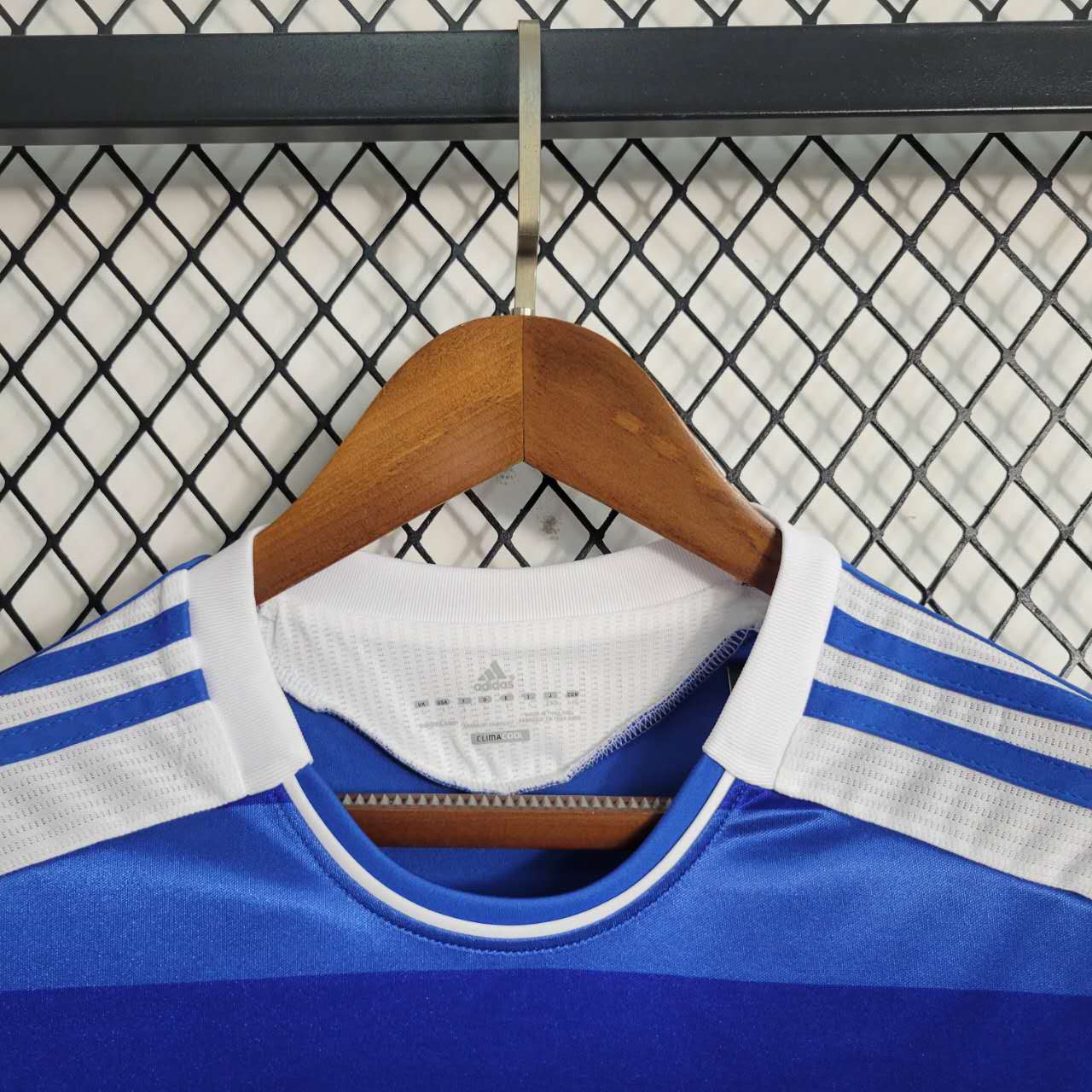 Retro CHELSEA 2011-12 Home Stadium Jersey - UnitedFutballJersey