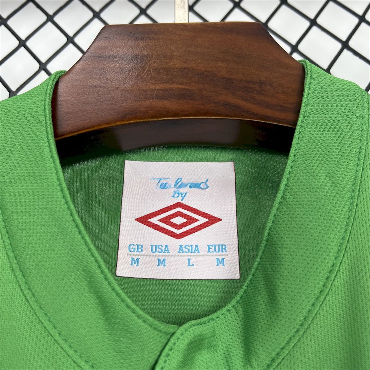 Retro Athletic Bilbao 2011-12 Away Jersey - UnitedFutballJersey