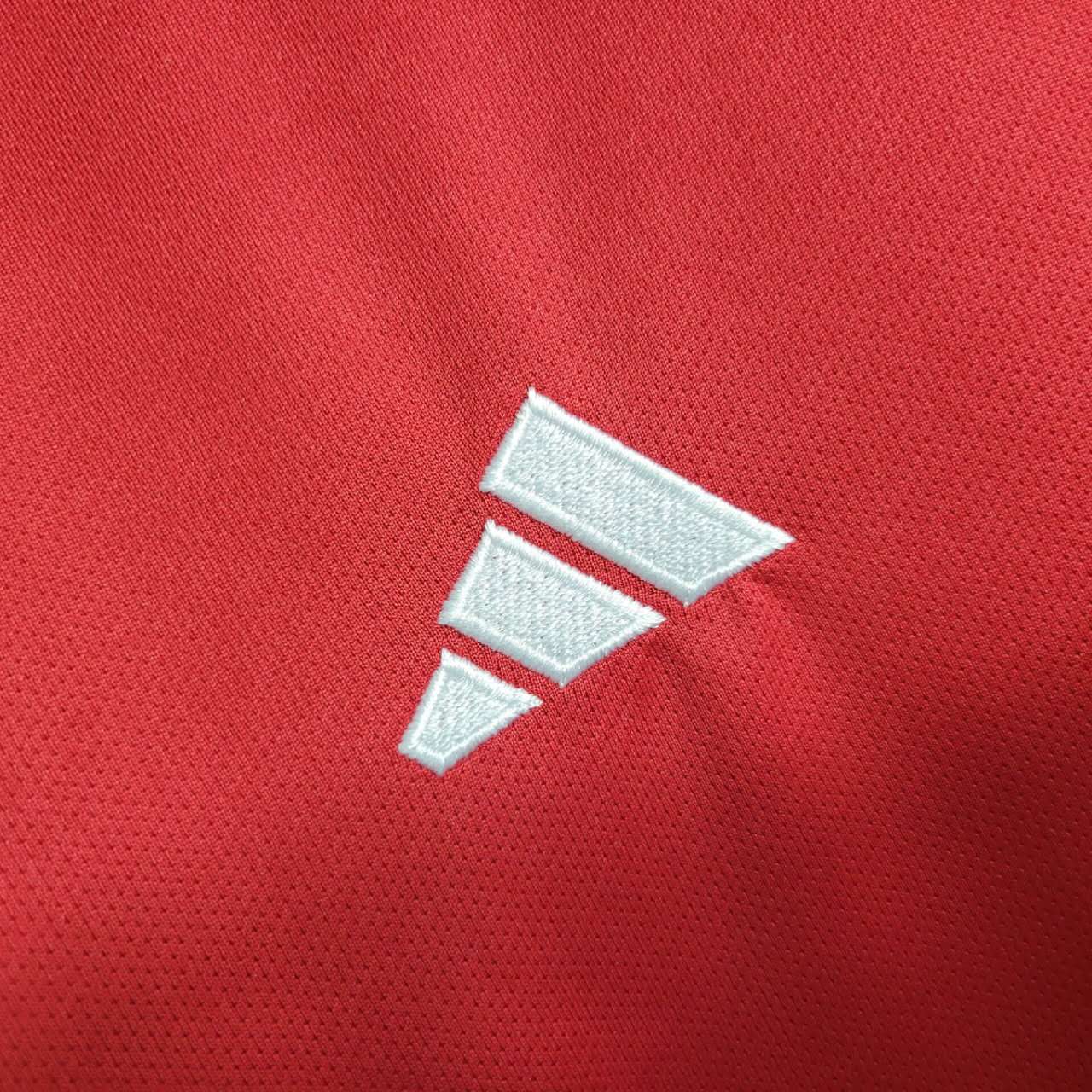 Manchester United 23-24 Training Jersey Red - Fans Version - UnitedFutballJersey