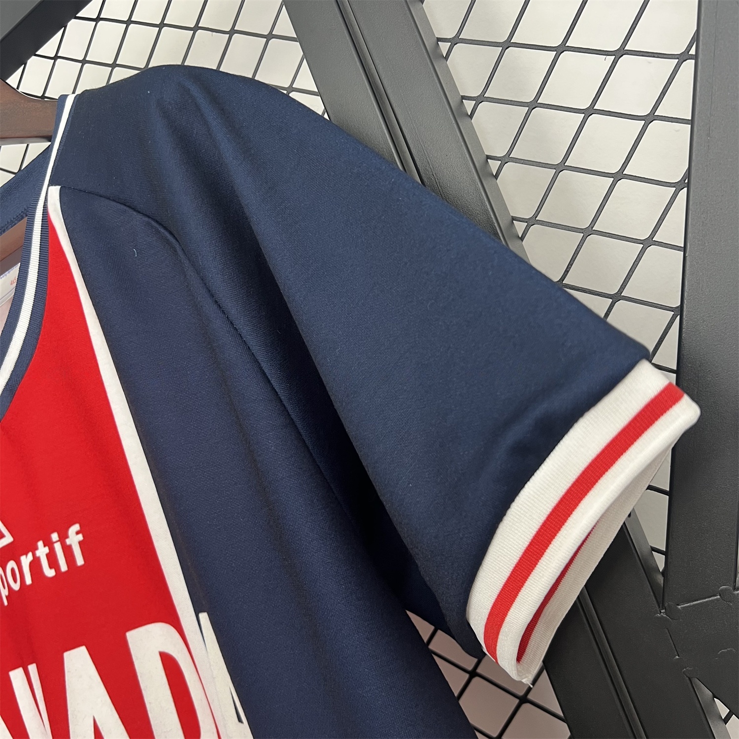 Retro Paris Saint-Germain PSG 1974 Home Jersey - UnitedFutballJersey