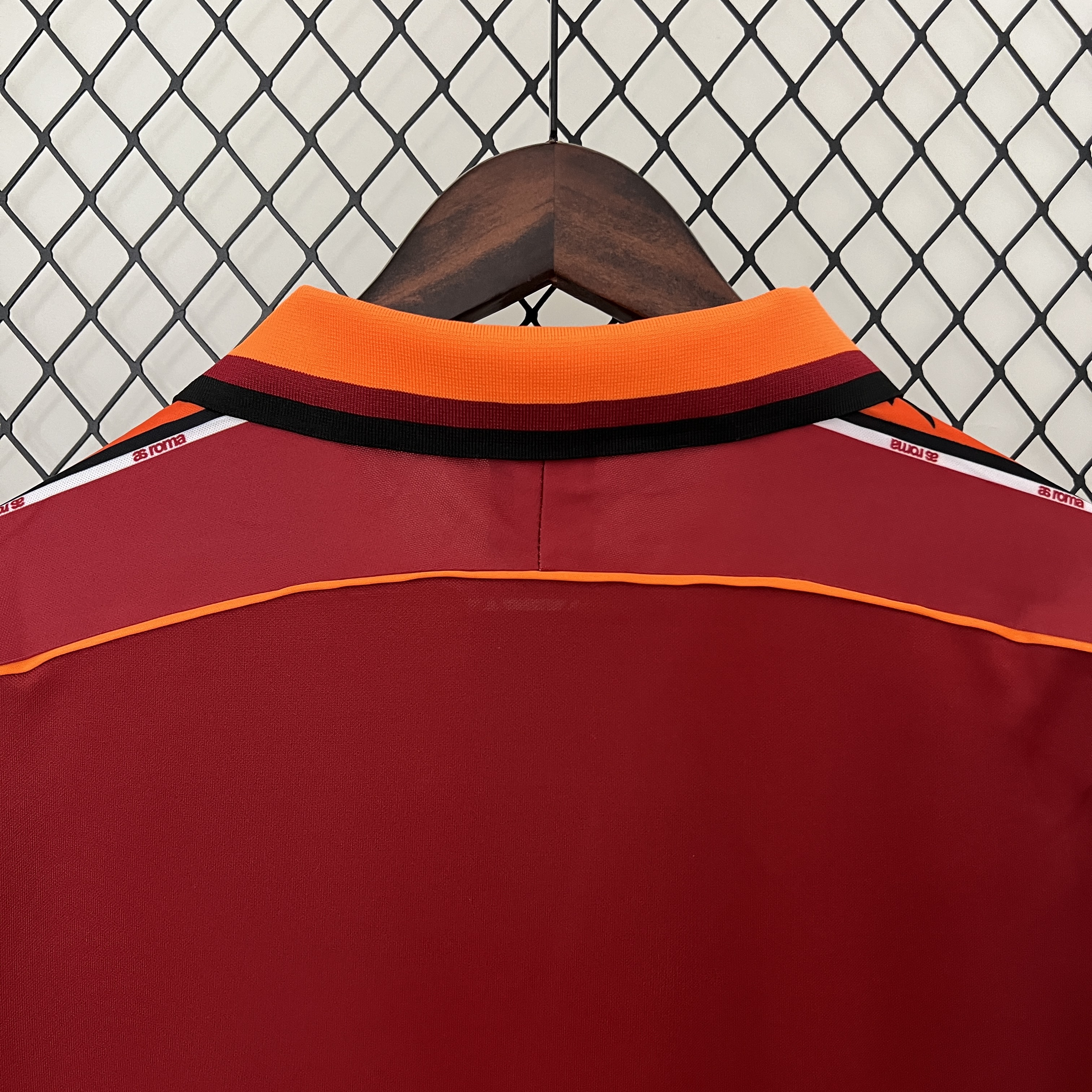 Retro Roma 1998-99 Home Jersey - UnitedFutballJersey