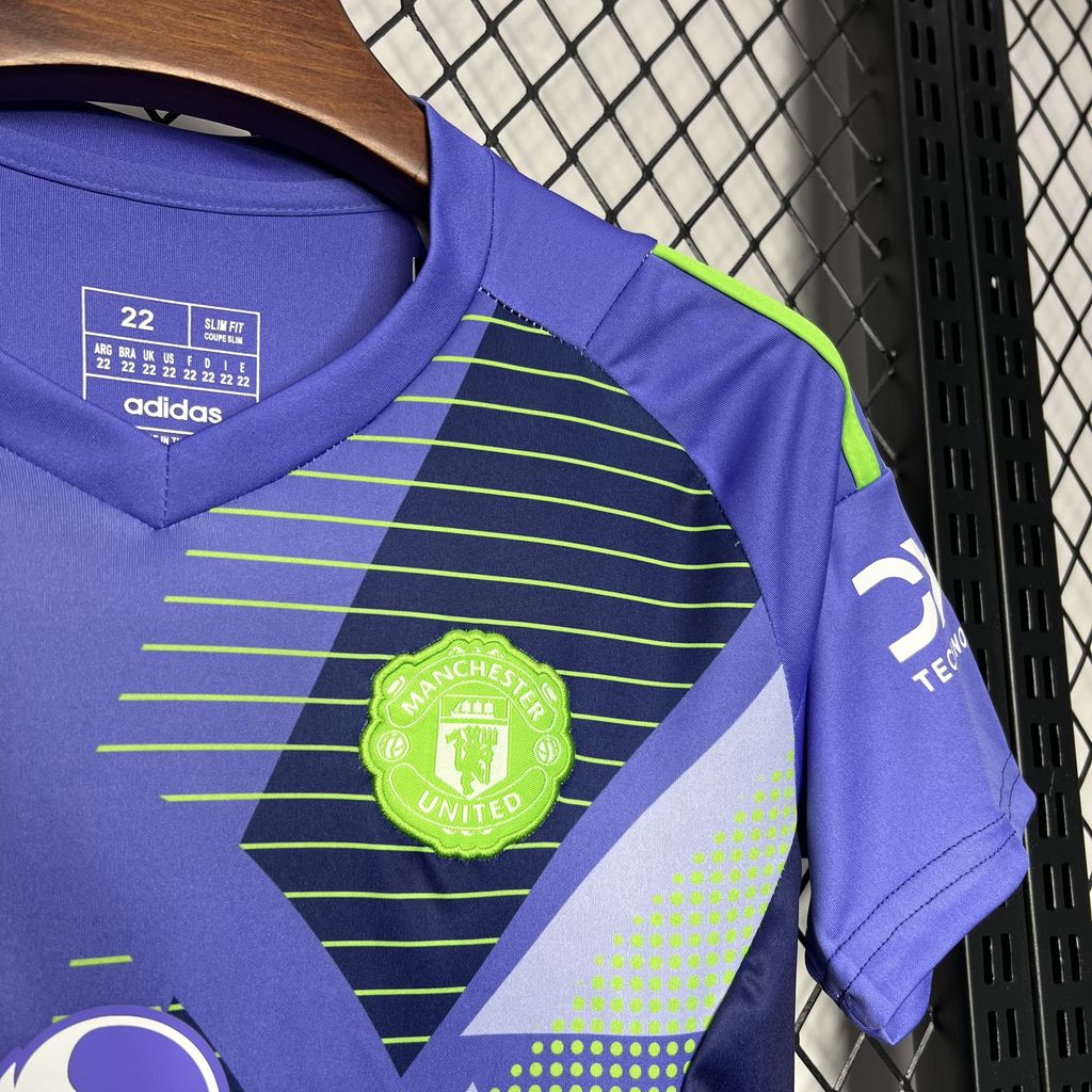 Manchester United 24-25 Purple Goalkeeper Kids Kit - UnitedFutballJersey