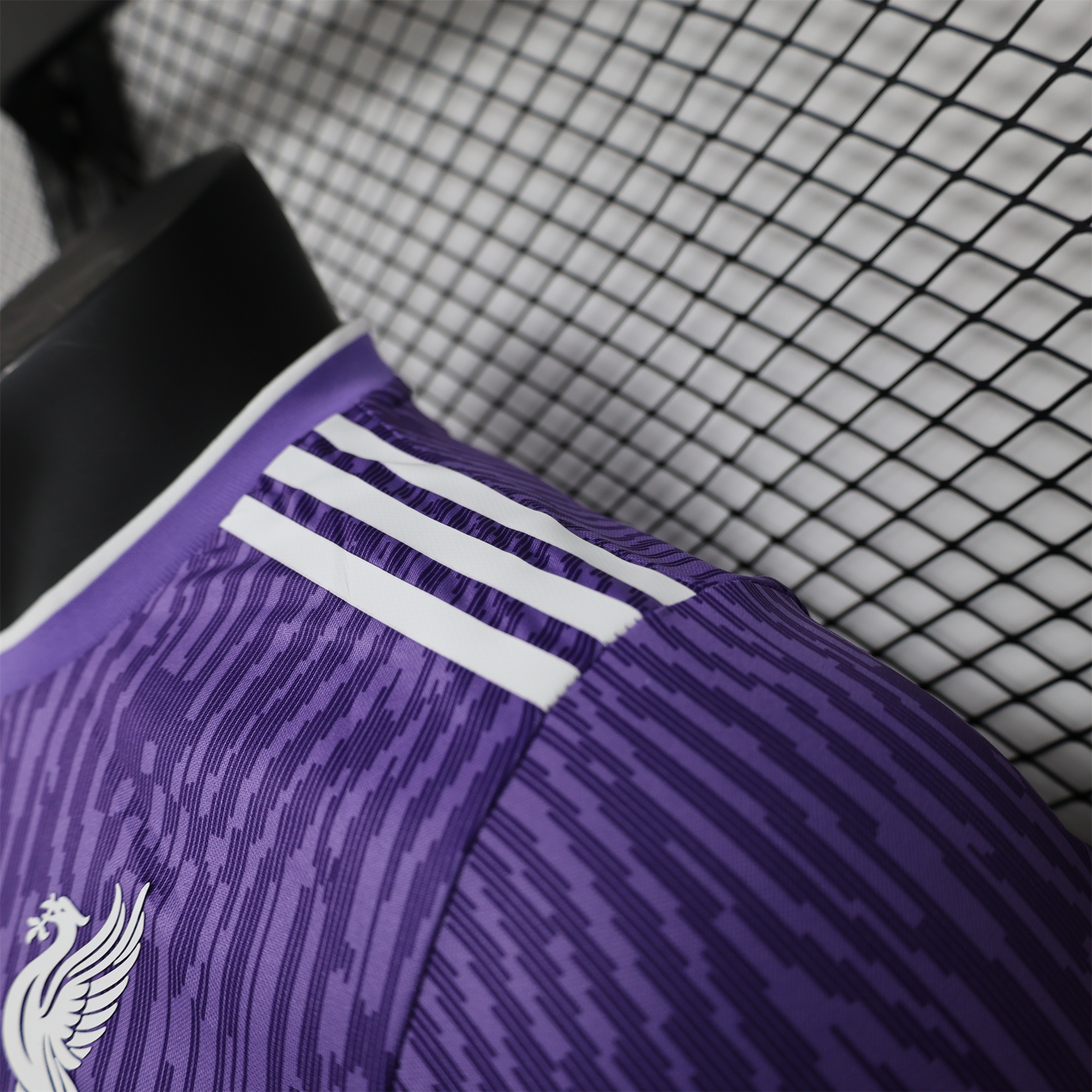 Liver.pool 24-25 Purple Liver.pool Bird Special Edition Jersey - Player Version - UnitedFutballJersey