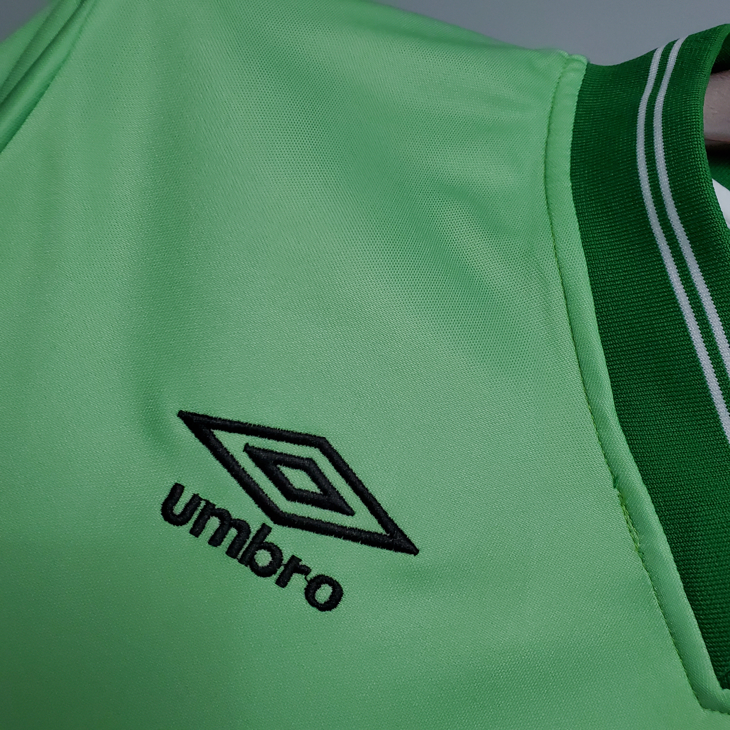 Retro Celtic 1984-86 Away Stadium Jersey - UnitedFutballJersey