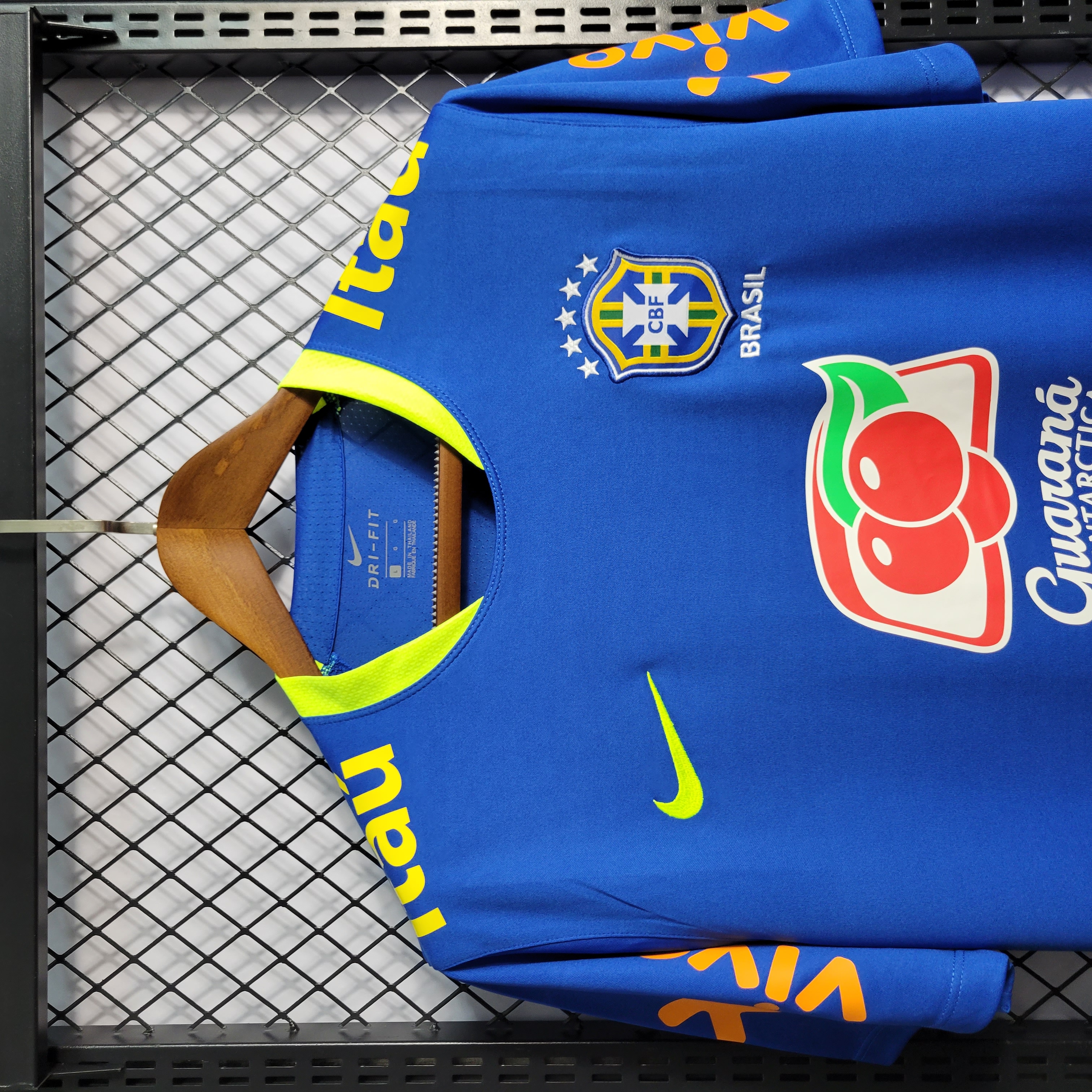Retro Brazil 2020 Blue Training Jersey - UnitedFutballJersey