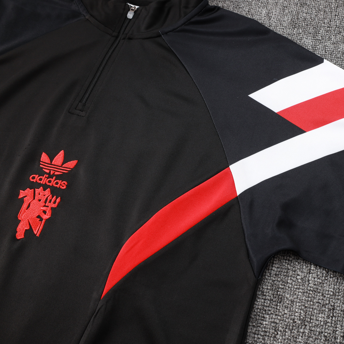 Manchester United 24-25 Originals LFSTLR Long Sleeve Training Set - Black - UnitedFutballJersey