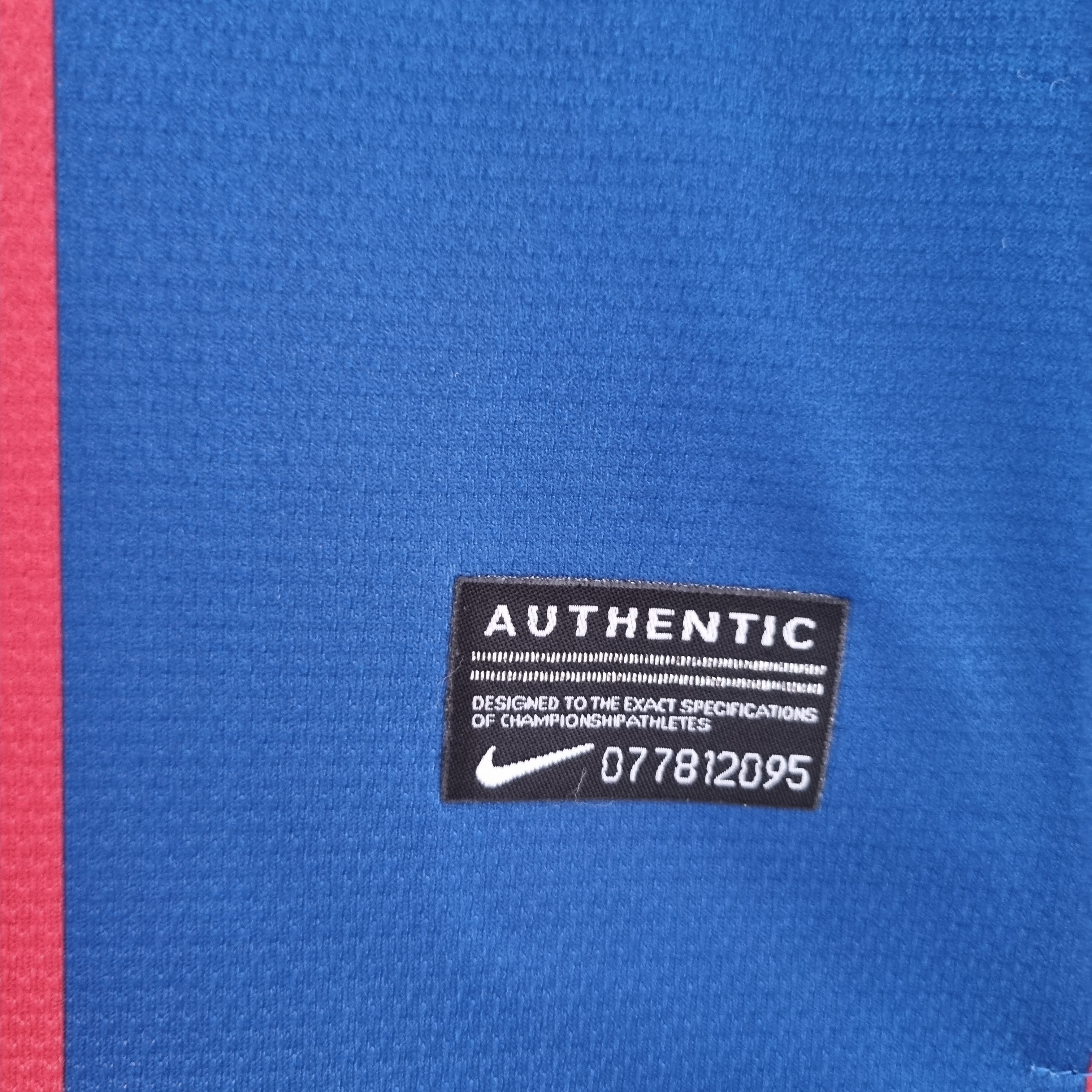 Retro Barcelona 10-11 Home Long Sleeve Jersey - UnitedFutballJersey