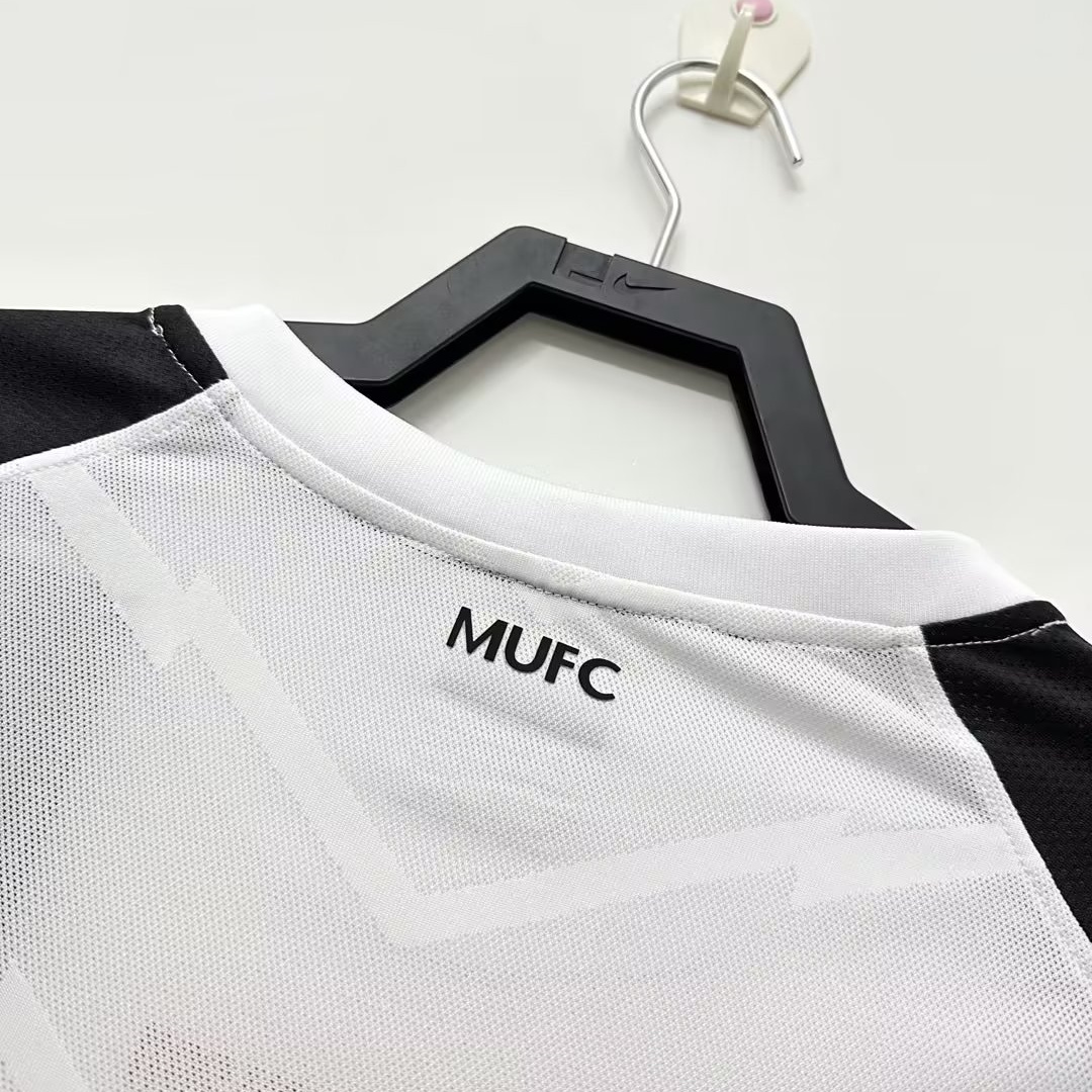 Manchester United Retro 10-11 Away Jersey - Champions League Final Version - UnitedFutballJersey