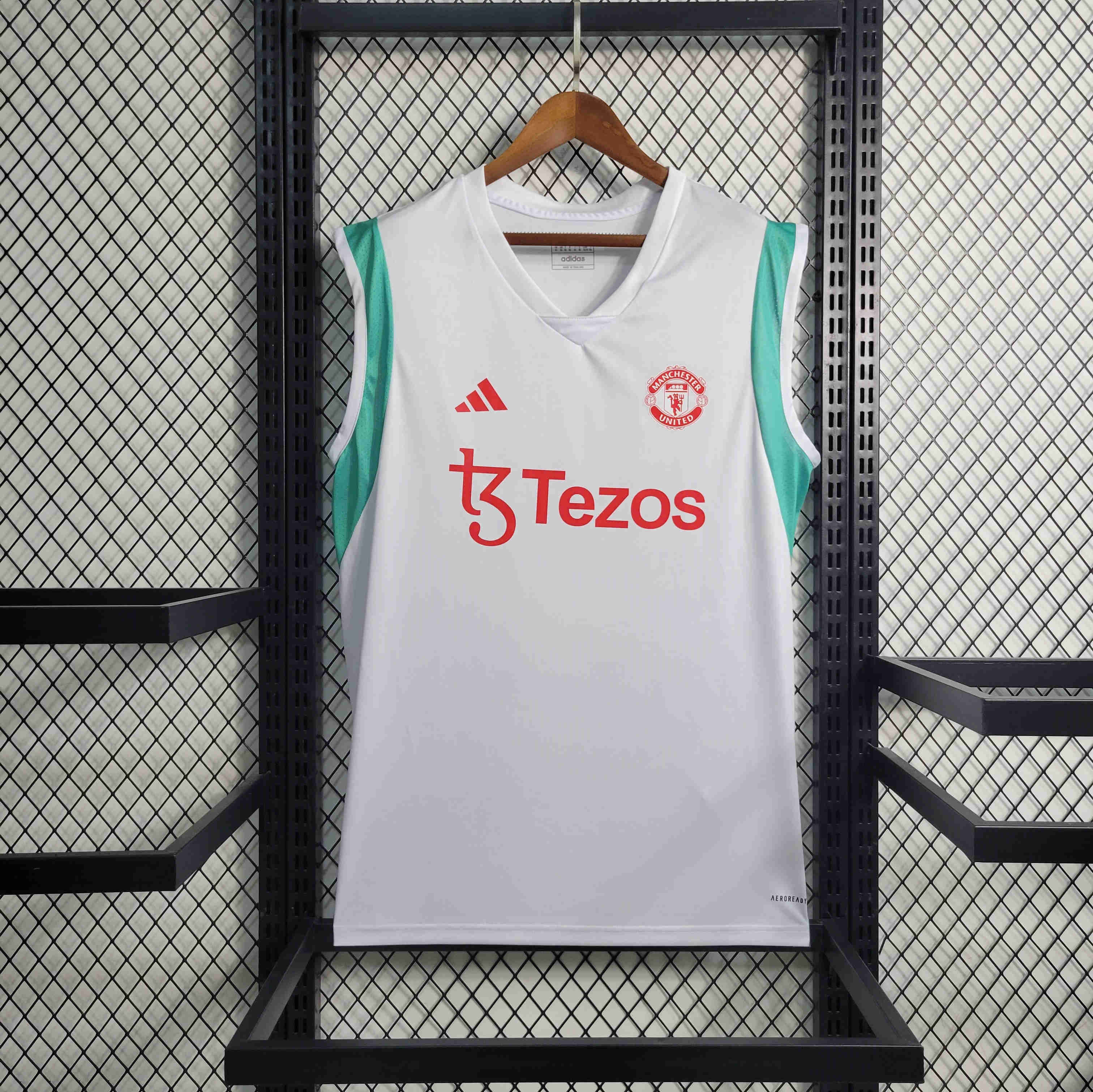 Manchester United 23-24 White Training Vest Size S-XXL - UnitedFutballJersey