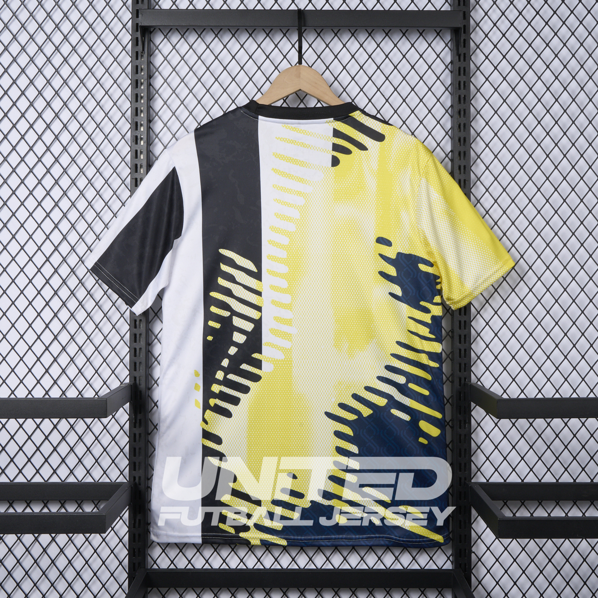 Juventus 24-25 Pre-Match 2 Jersey - Fans Version - UnitedFutballJersey