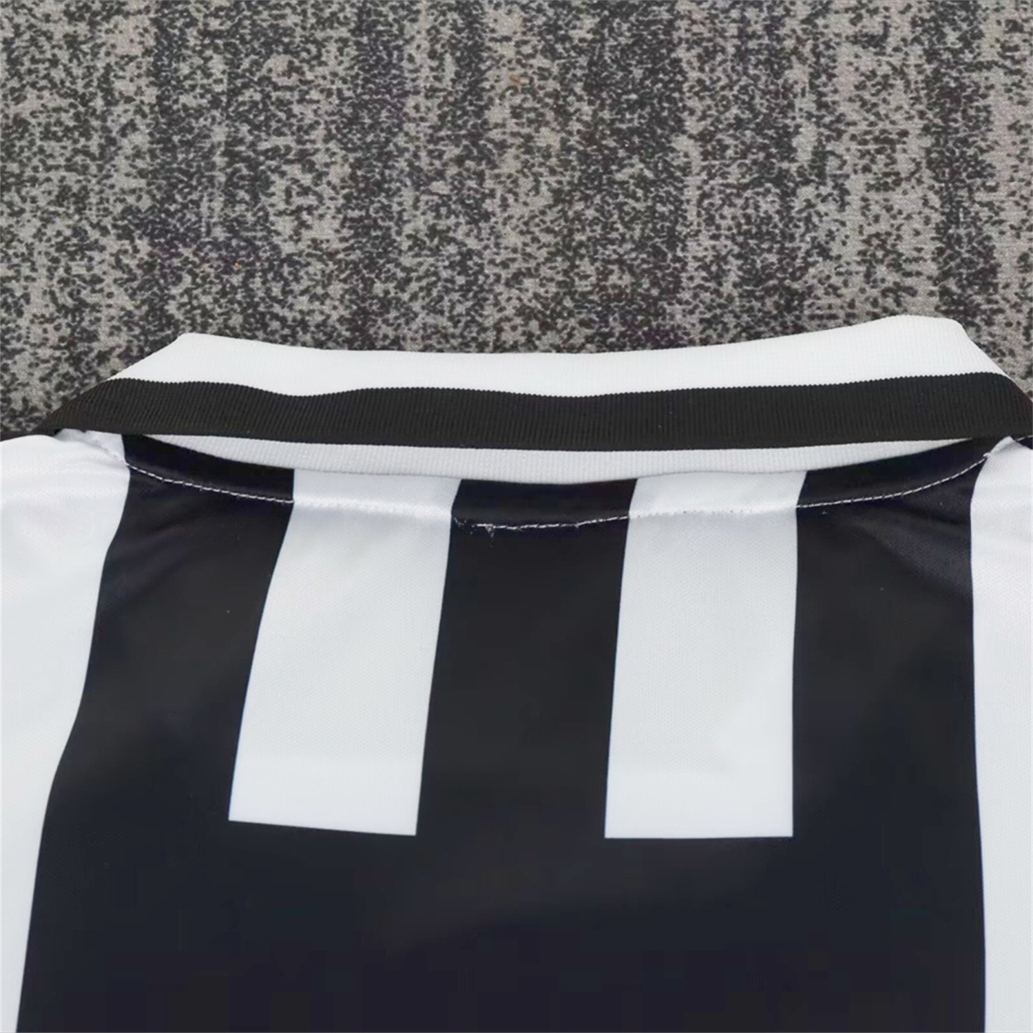Retro Juventus 1995-97 Home Kids Kit - UnitedFutballJersey