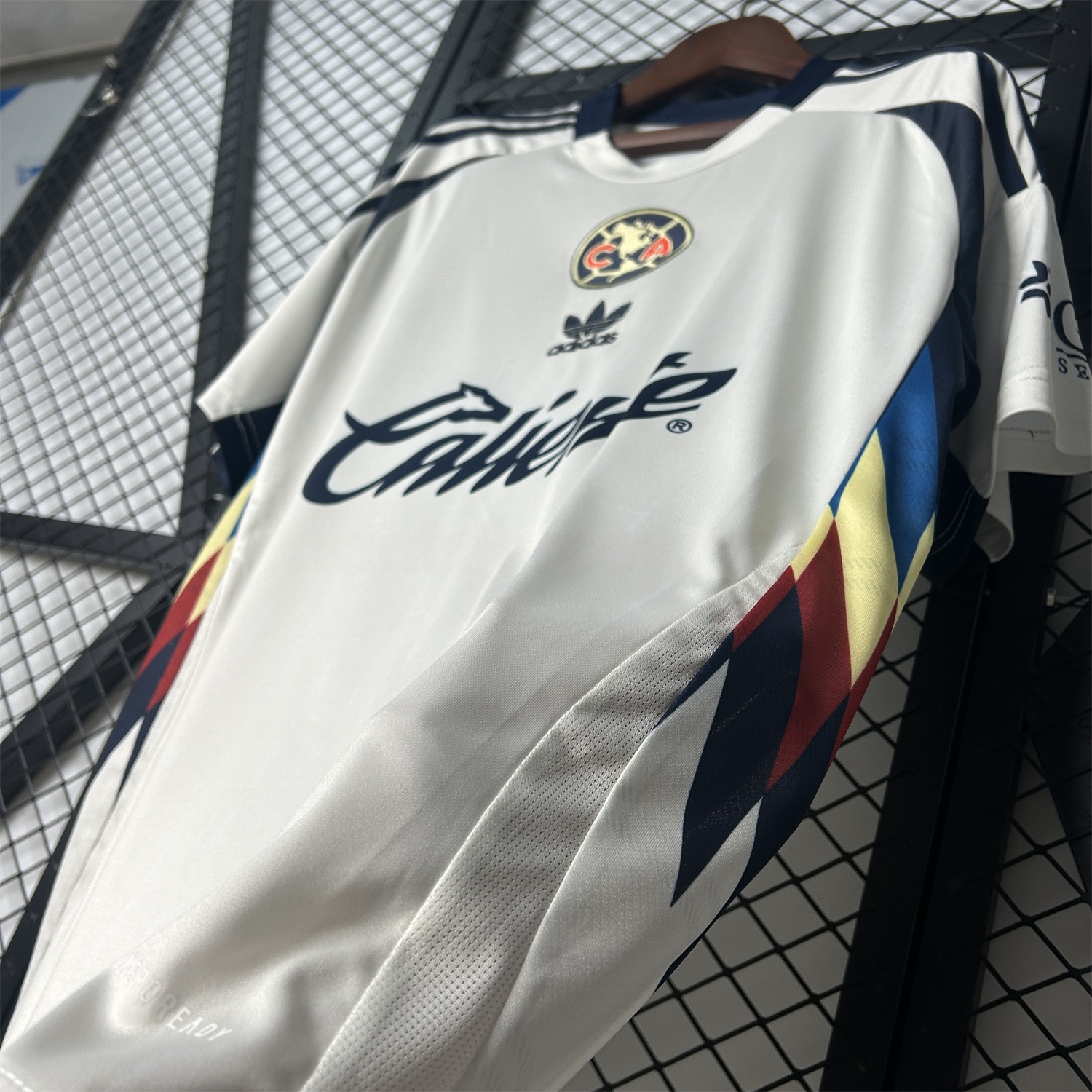 Club América 25-26 White Throwback Trefoil Special Edition Jersey - Fans Version - UnitedFutballJersey