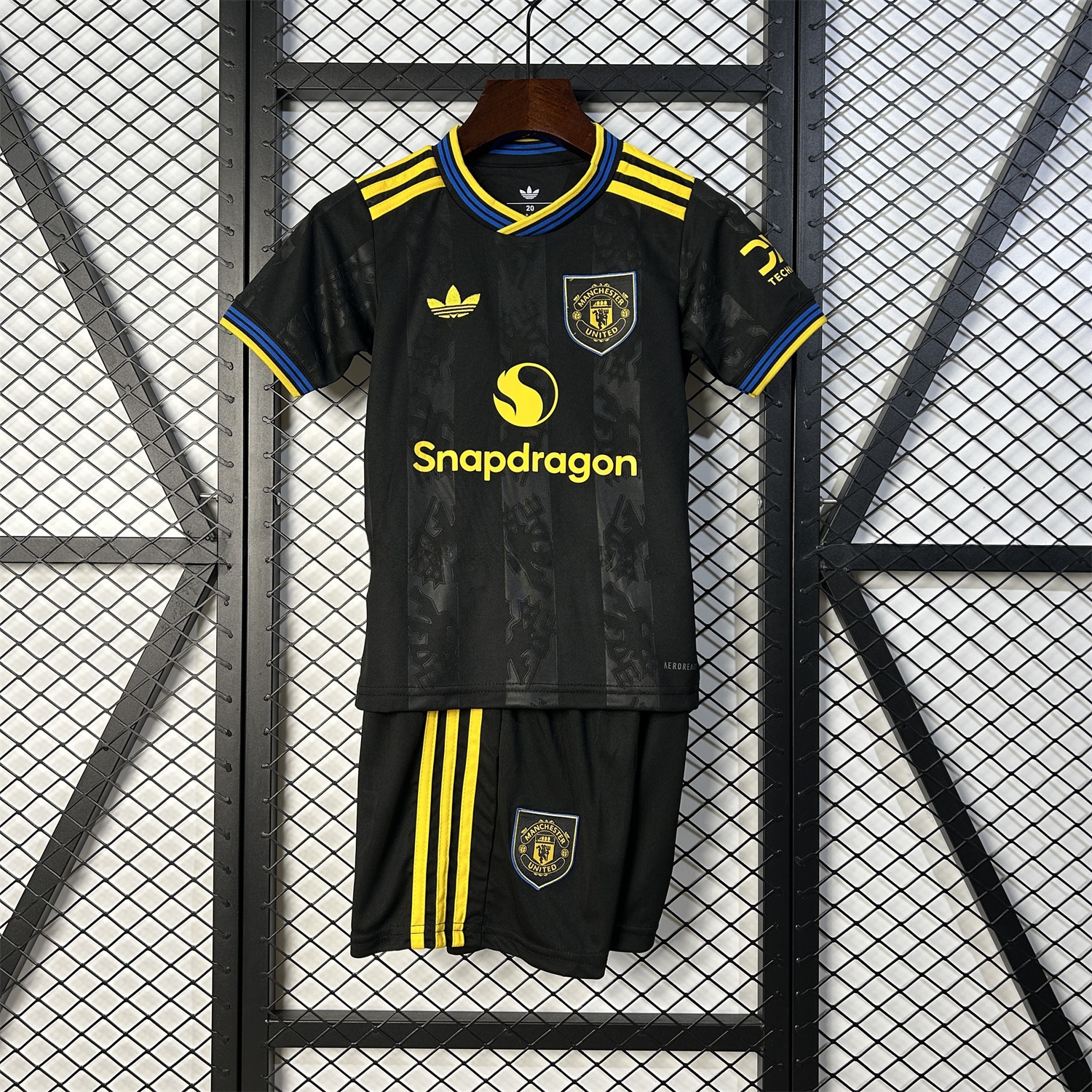 Manchester United 25-26 Third Black Kids Kit - UnitedFutballJersey