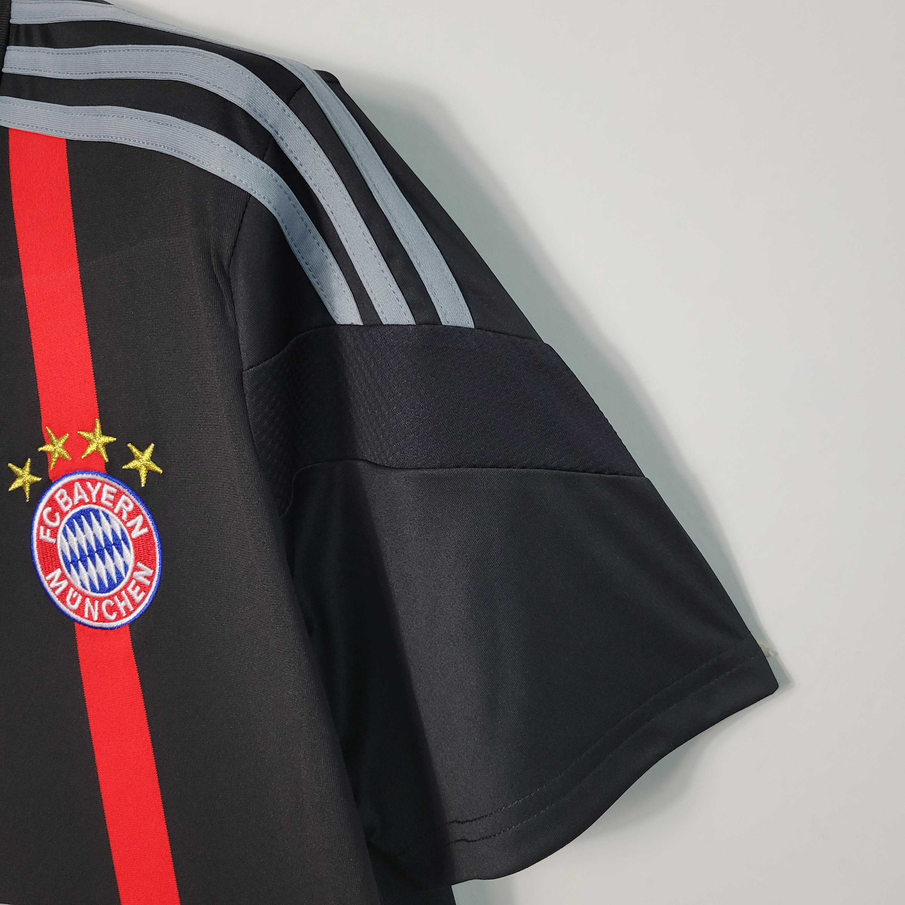 Retro Bayern Munich 14-15 Third Jersey - UnitedFutballJersey