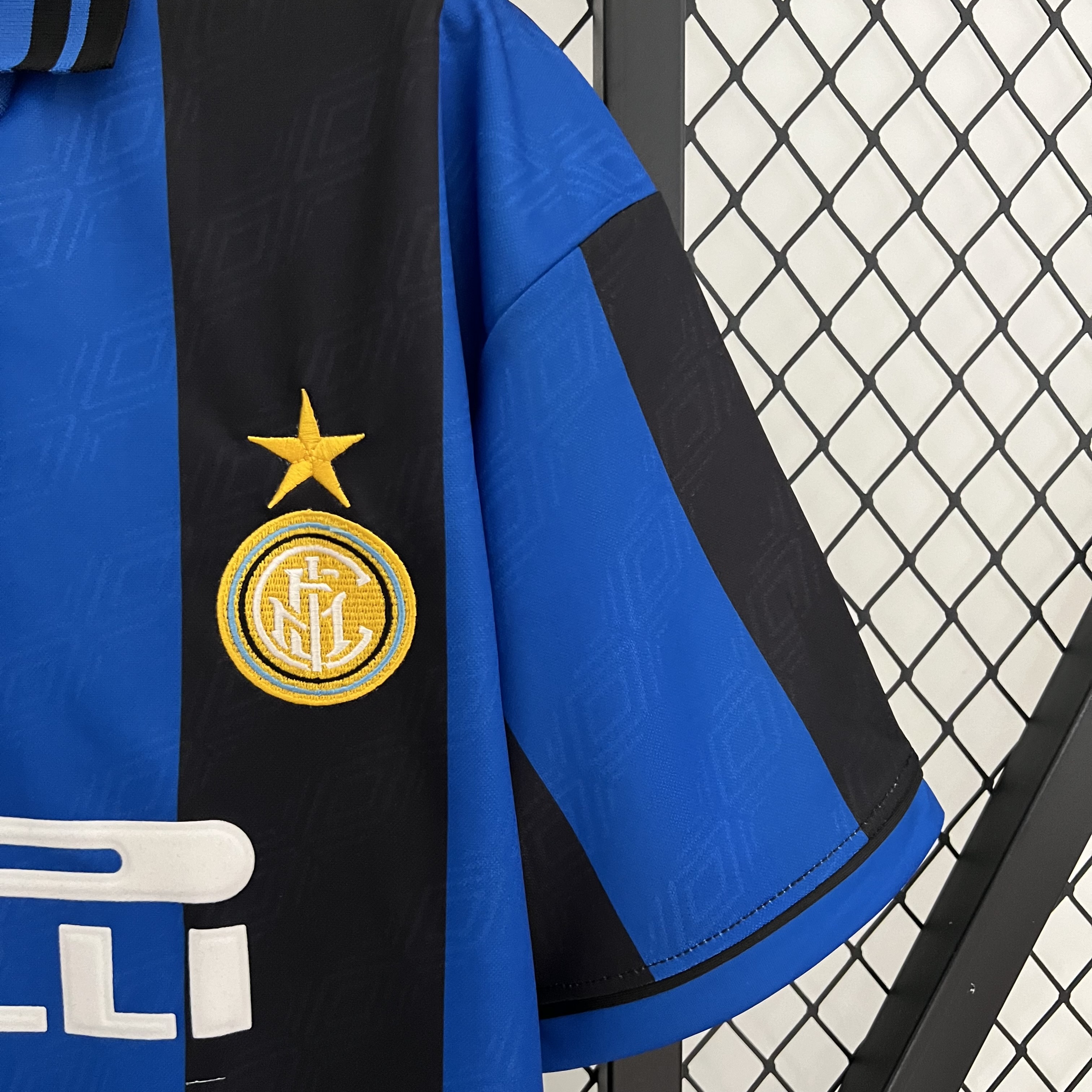 Retro Inter Milan 1995-96 Home Stadium Jersey - UnitedFutballJersey