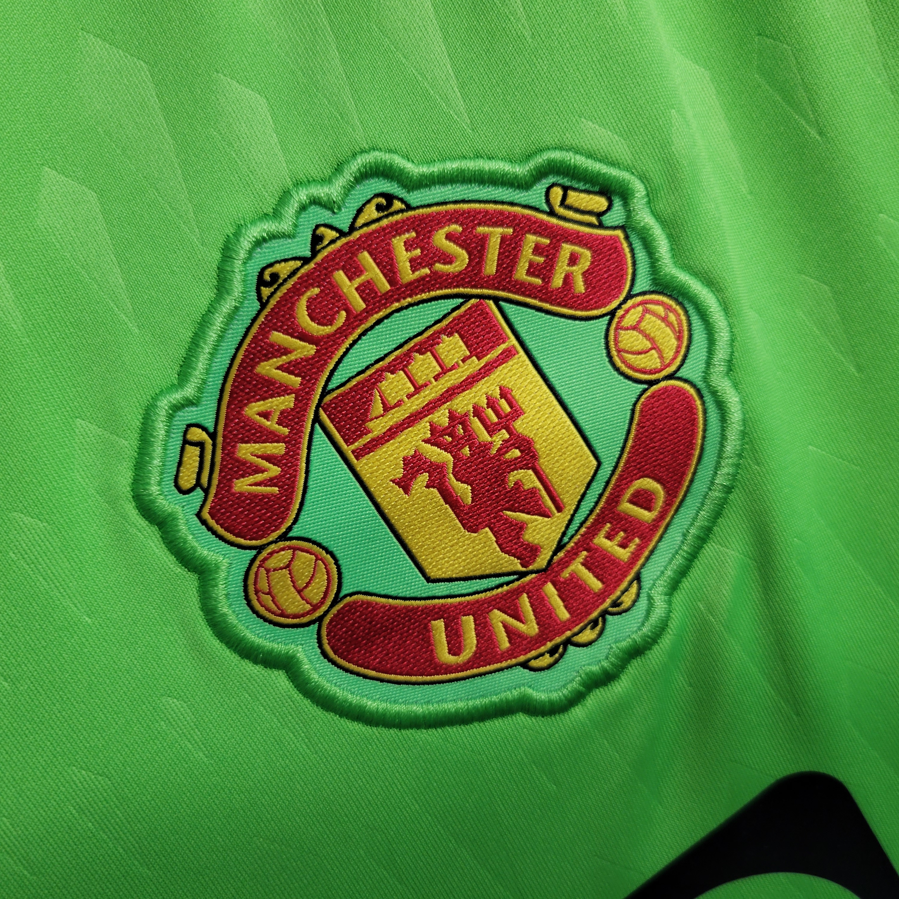 Manchester United 23-24 Green Goalkeeper Jersey - Fans Version - UnitedFutballJersey