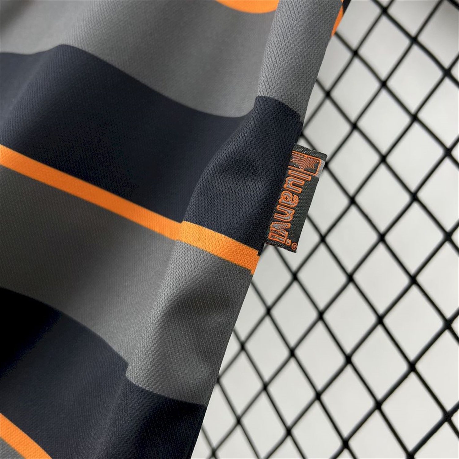 Retro Valencia 1999-00 Third Jersey - UnitedFutballJersey