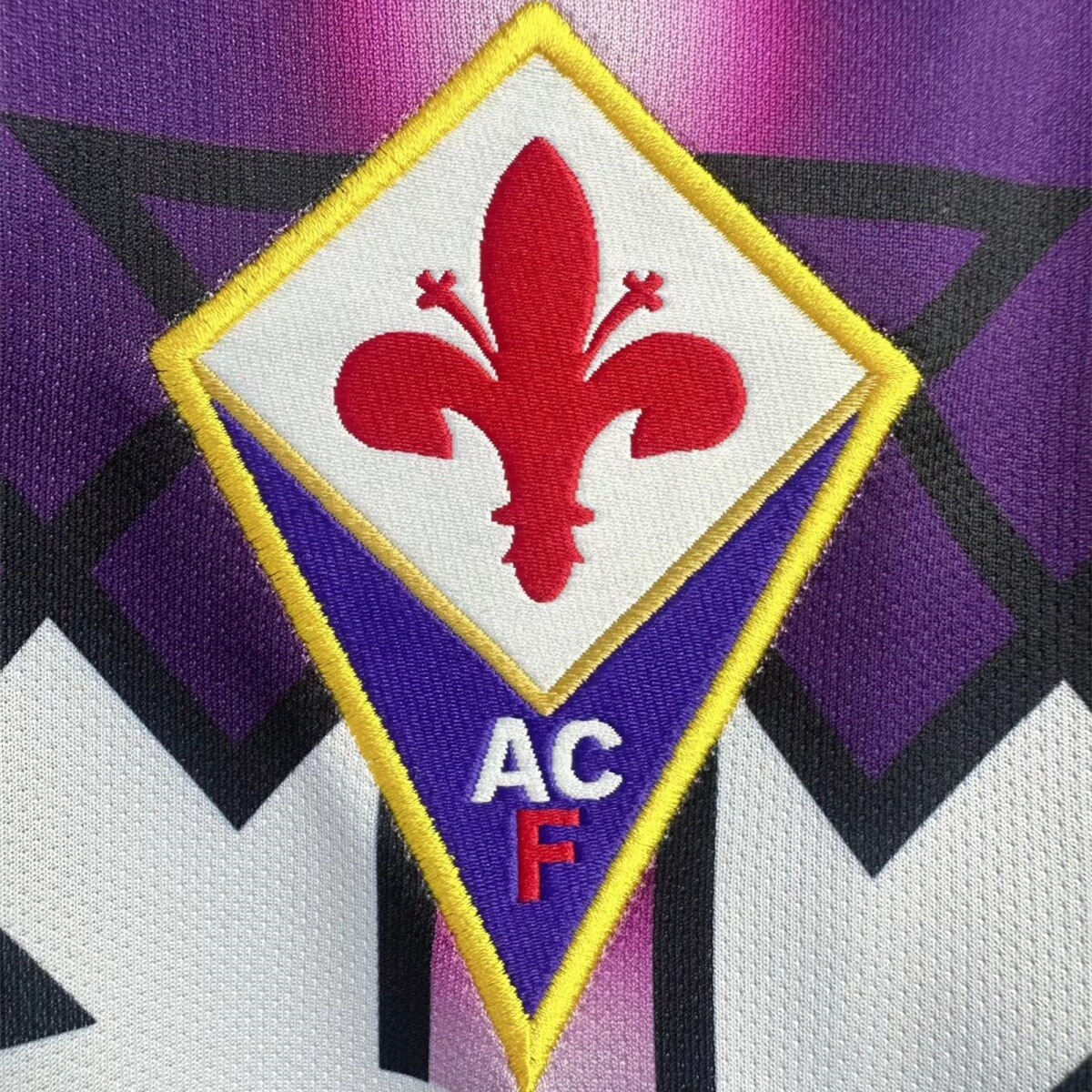 Retro Fiorentina 1992-93 Away Long Sleeve Jersey - UnitedFutballJersey
