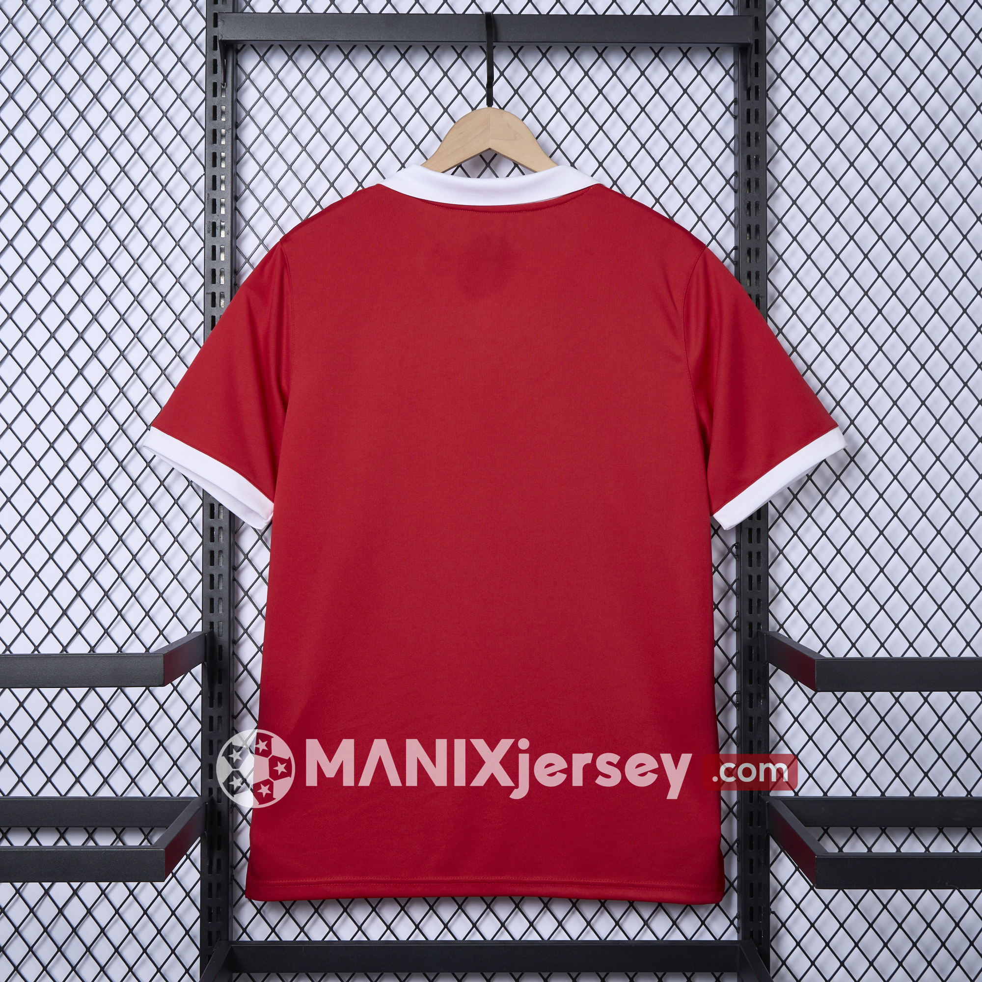 Retro Manchester United 1972-73 Home Jersey - UnitedFutballJersey