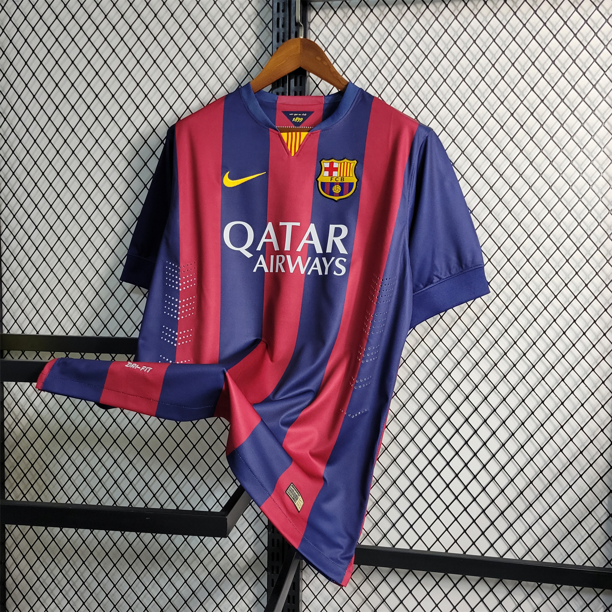 Retro Barcelona 14-15 Home Stadium Jersey - UnitedFutballJersey