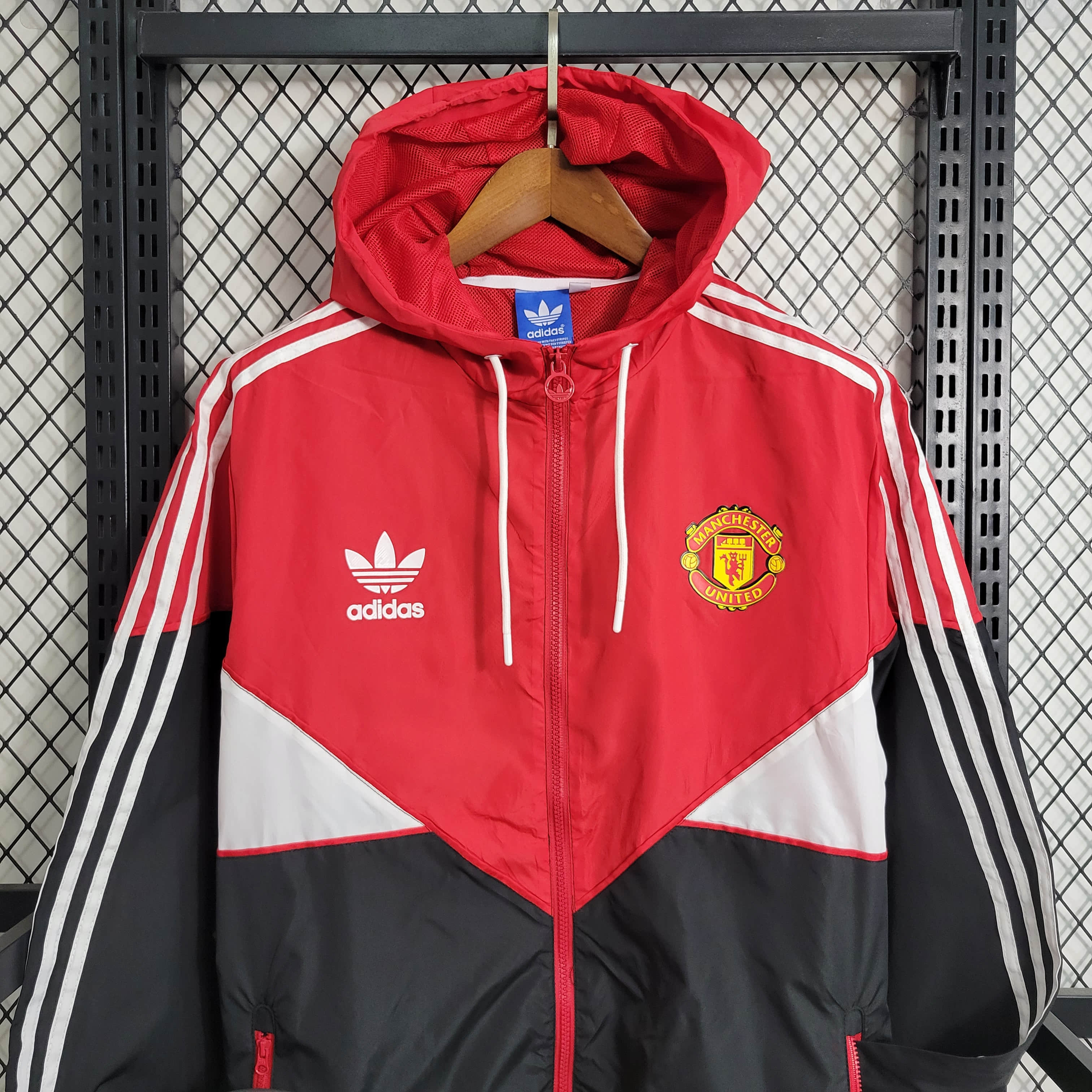 Manchester United 23-24 Windbreaker Jacket - Red & Black - UnitedFutballJersey