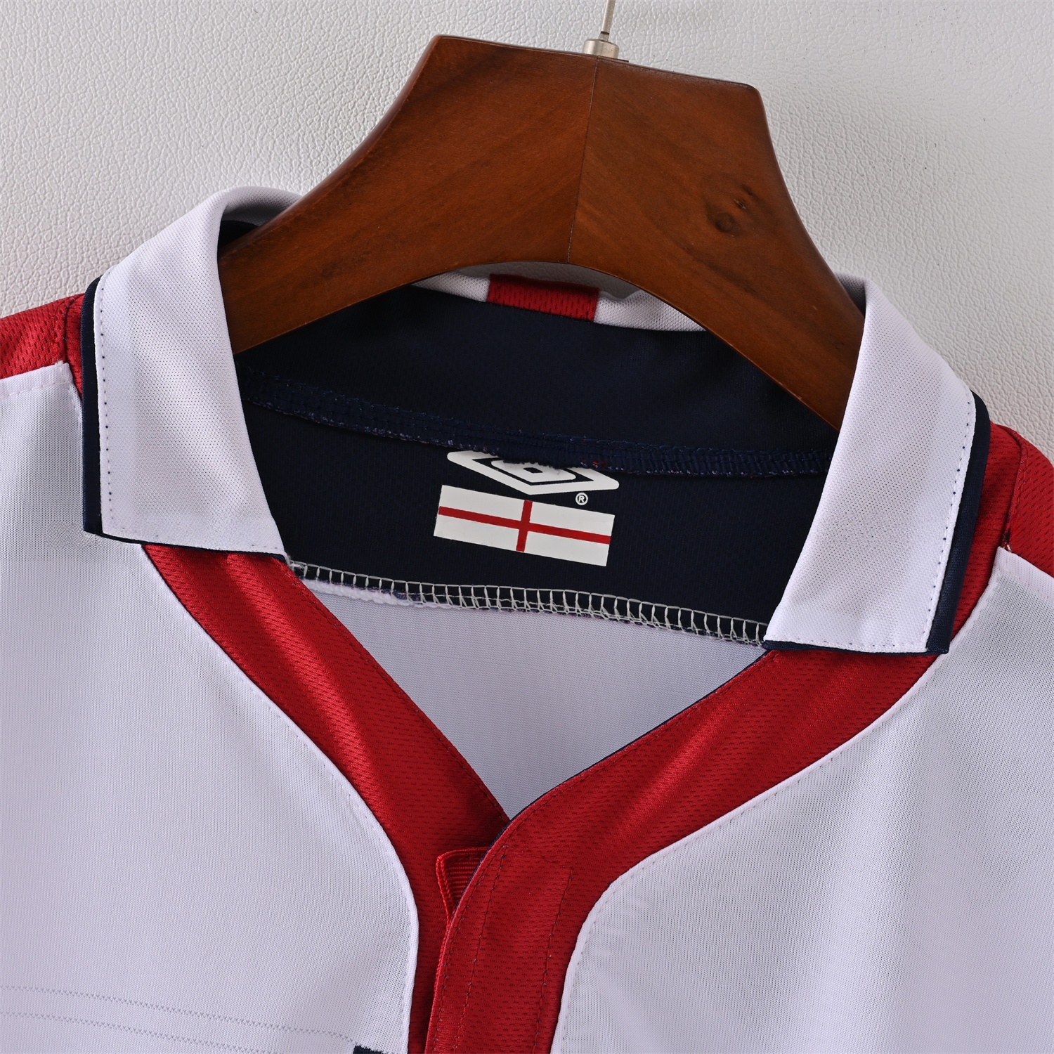 Retro England 2004 Home White Jersey - UnitedFutballJersey