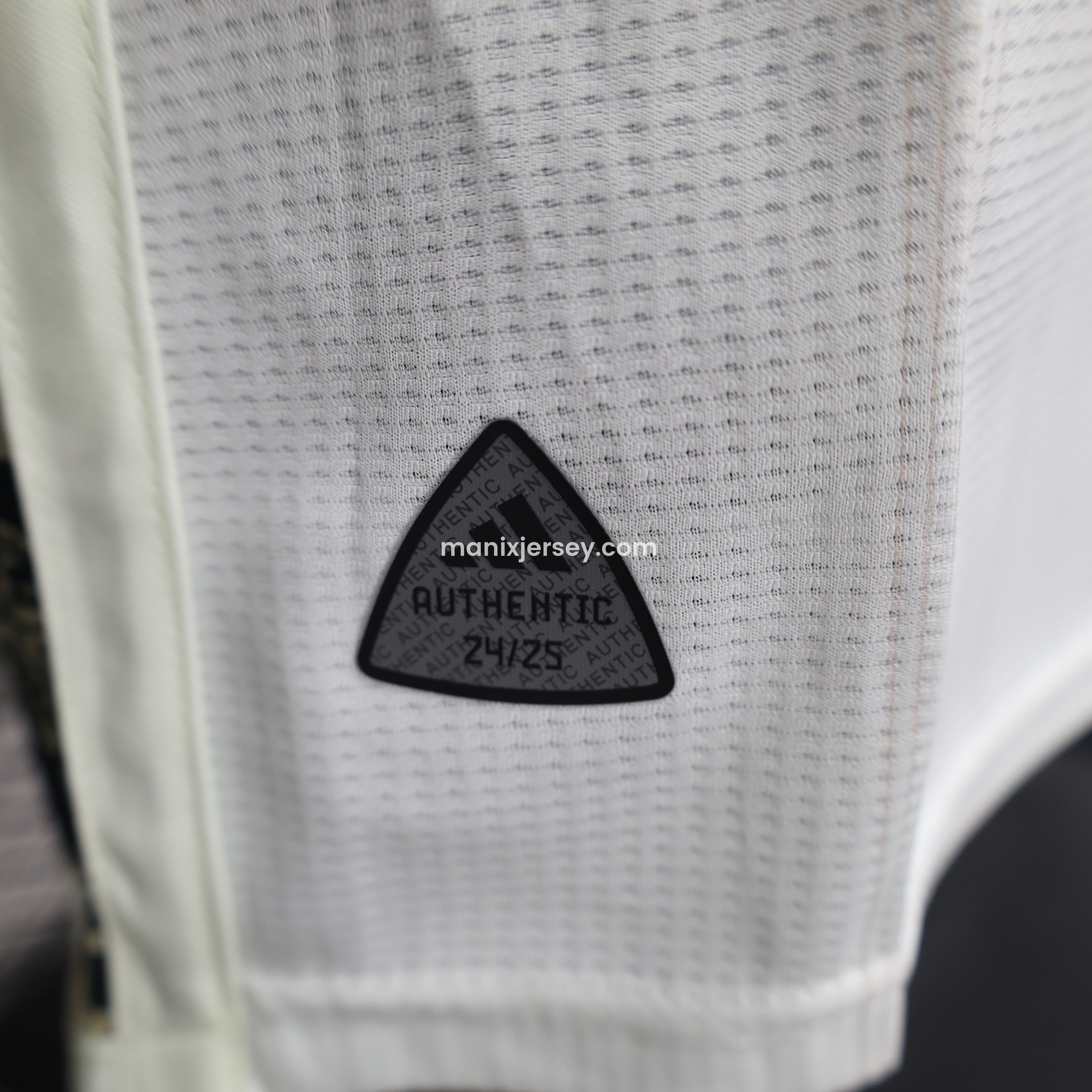 Algeria 25-26 Light Yellow with Black Classical Pattern Jersey - Player Version - UnitedFutballJersey
