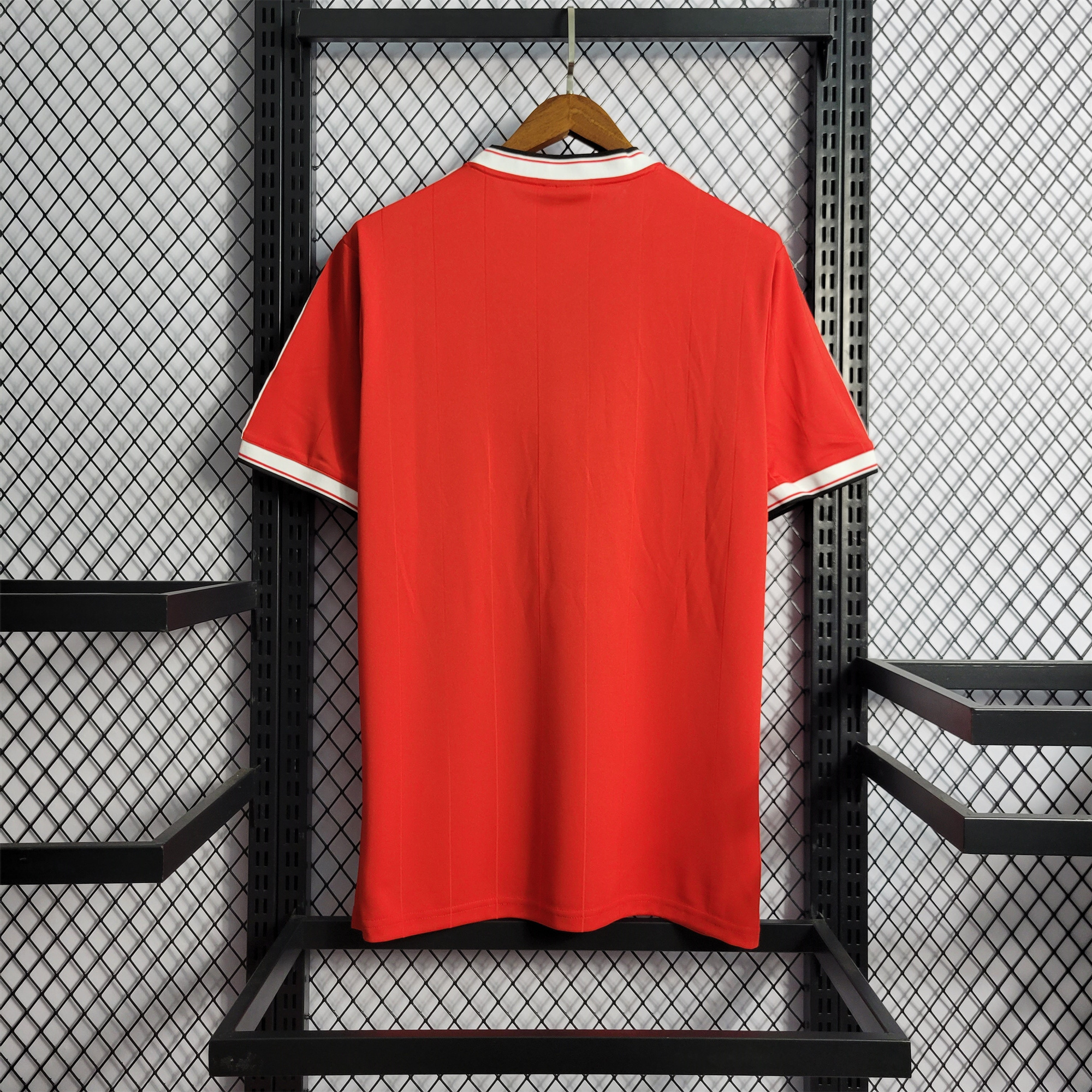Retro Manchester United 83-84 Home Stadium Jersey - UnitedFutballJersey