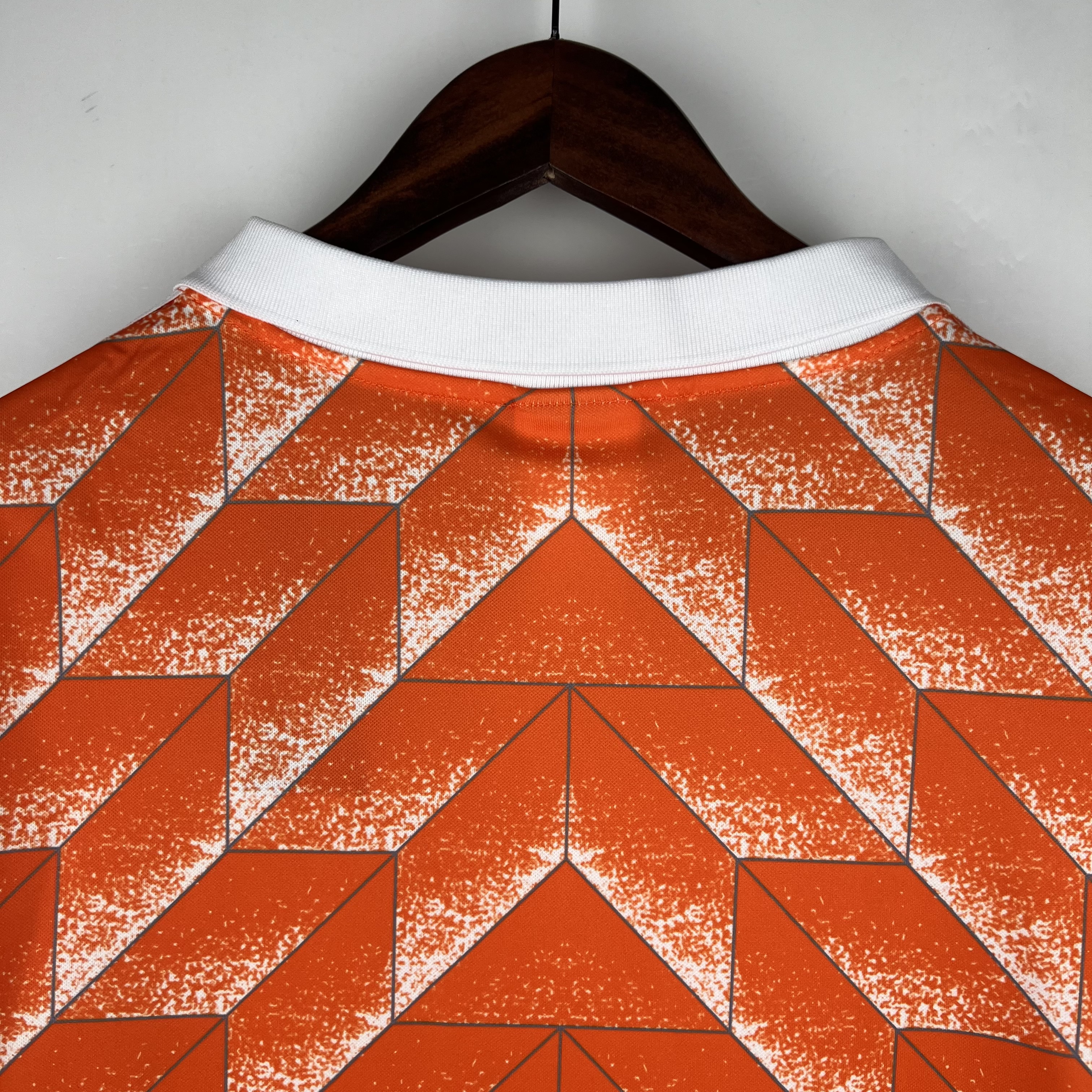 Retro Netherlands1988 Home Stadium Long Sleeve Jersey - UnitedFutballJersey