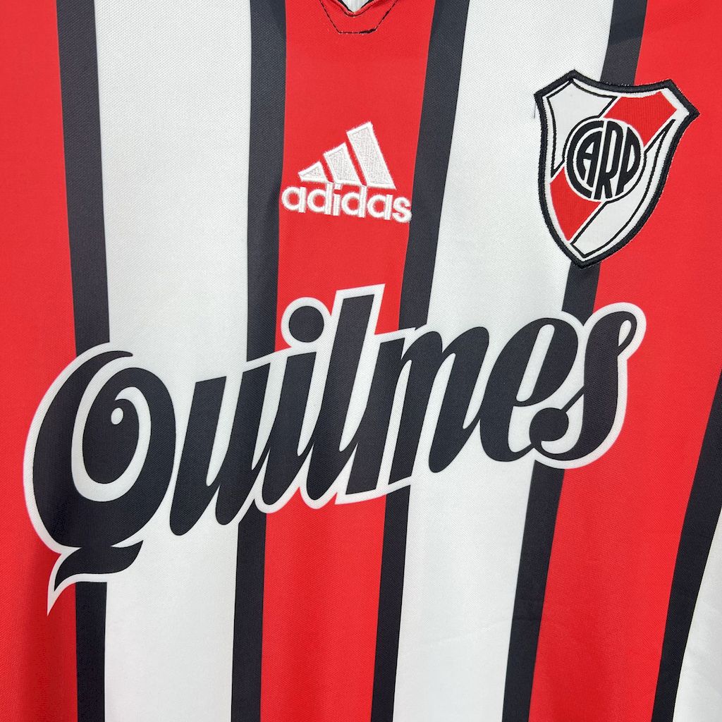 Retro River Plate 1999-00 Third Jersey - UnitedFutballJersey